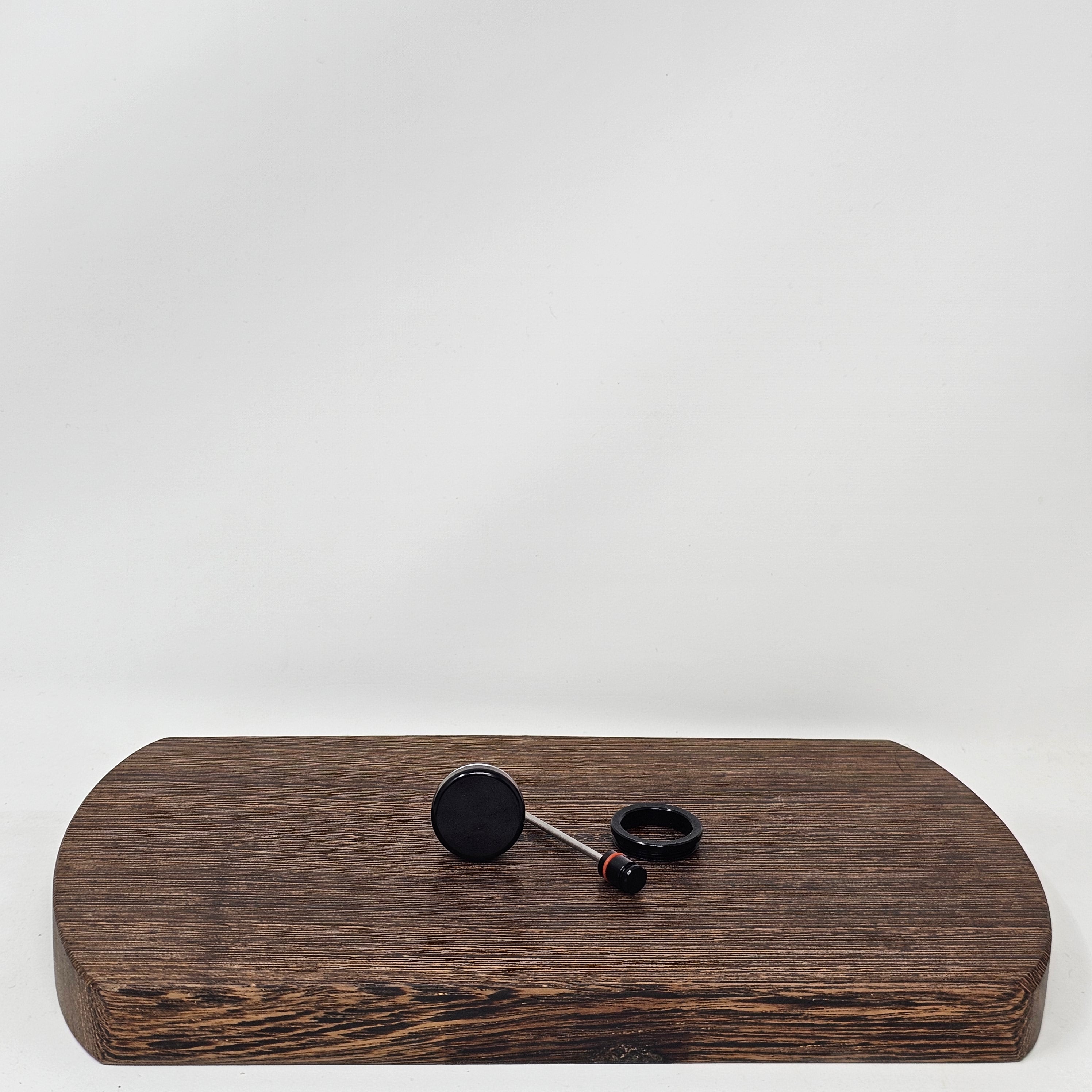 Accessorize your Tinymight 2 with this set by Tinymigh.t_bowl and add some color! Each set includes a colored Battery Cap, Pick Tool and Top Ring. Use for Tinymight 2 only.