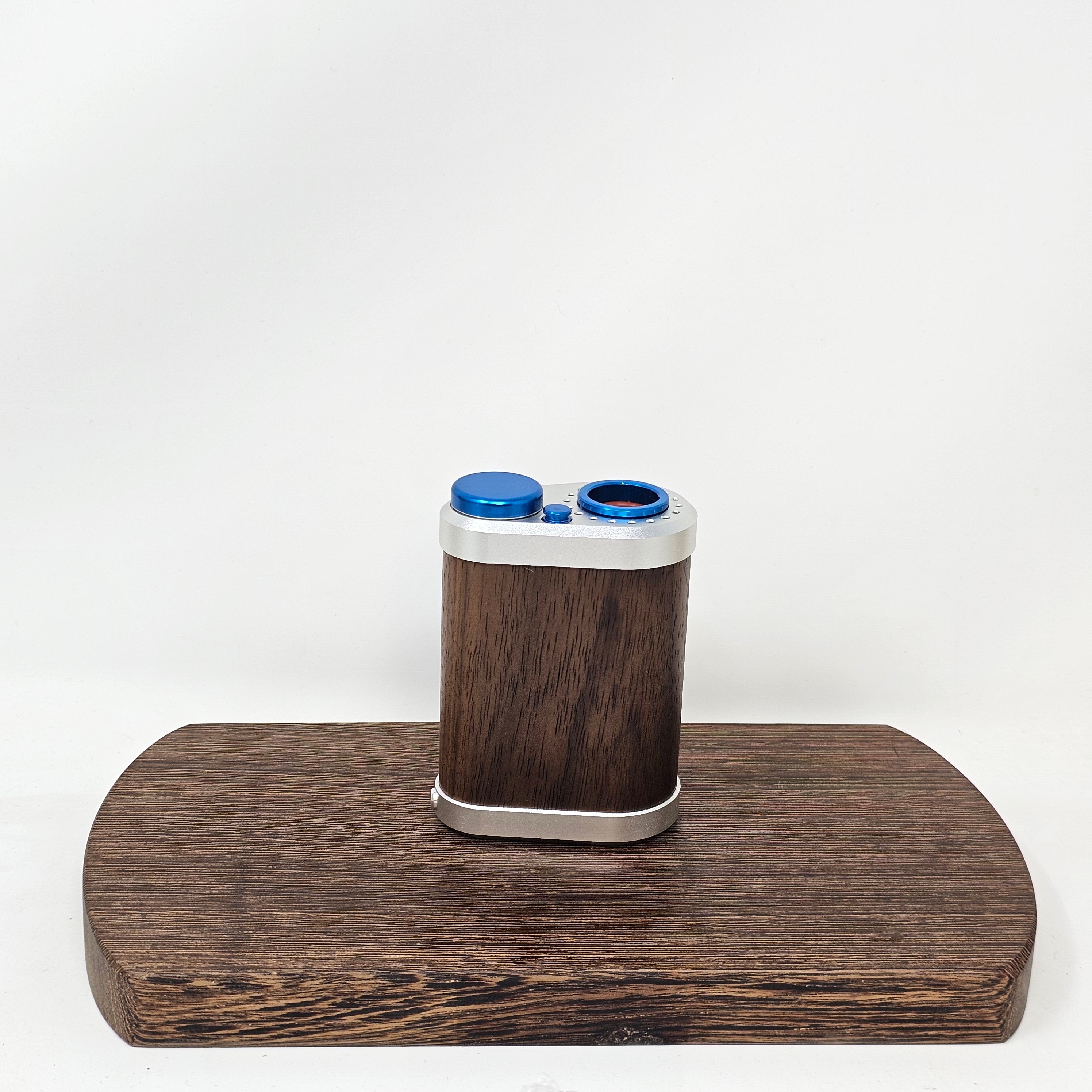 Accessorize your Tinymight 2 with this set by Tinymigh.t_bowl and add some color! Each set includes a colored Battery Cap, Pick Tool and Top Ring. Use for Tinymight 2 only.