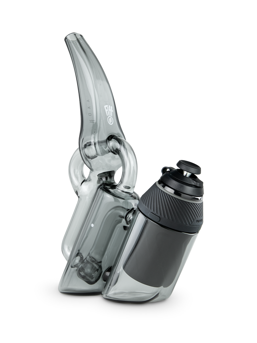 Master glassblower Ryan Fitt has done it again. Beautiful and balanced, the Proxy Ryan Fitt Recycler delivers bigger, cooler hits with Ryan’s signature recycling action and style. This borosilicate glass Piece is the latest in the Puffco Proxy Collection, fitting comfortably in hand and effortlessly blending performance and portability.