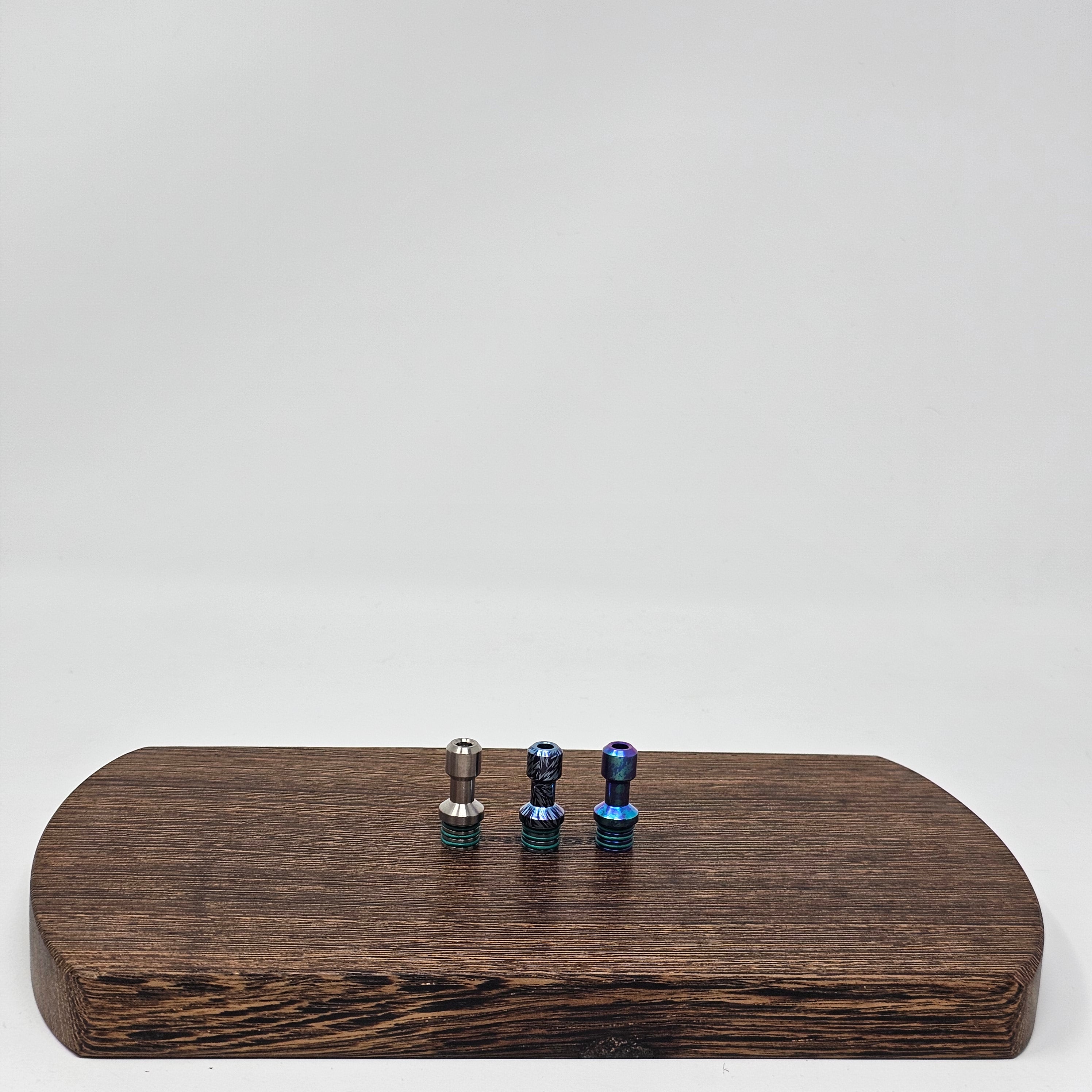 Features:
	•	Compatible with Dani V3Ti and Dani Fusion
	•	New design includes 3 O-rings for steady standing
	•	Supports MTL drawing vapors style
	•	Major customers have praised its flavorful and cool vapors delivery