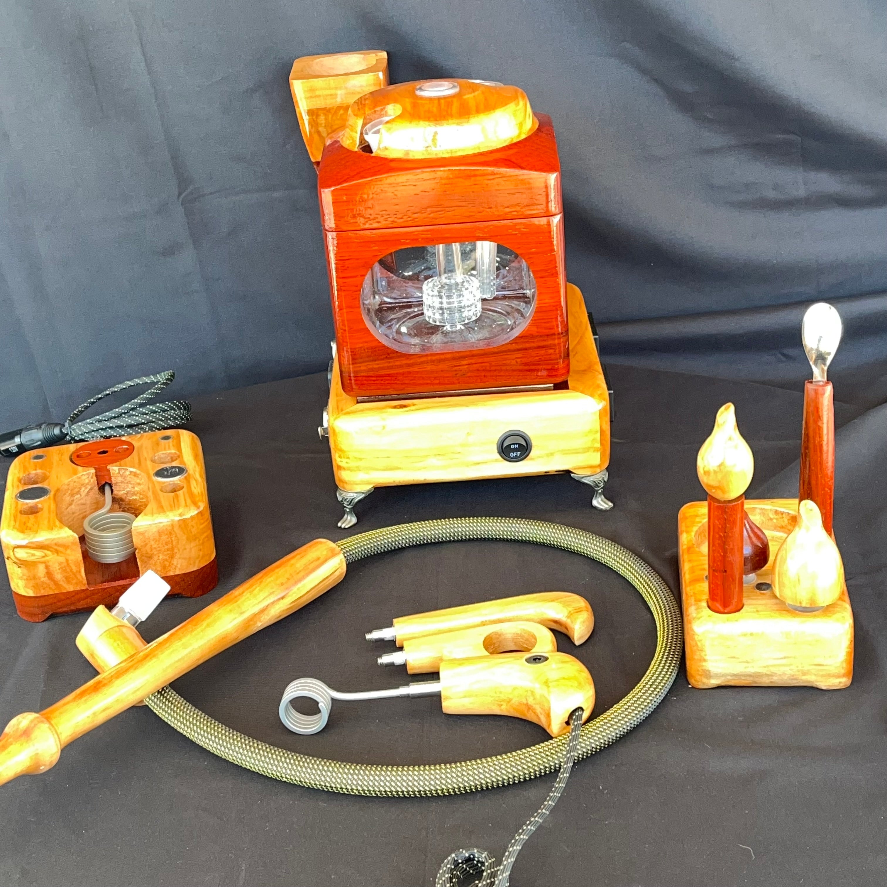 Mega Cell Bundle in Paduak with Willow by The Club. Custom hand made wood designed and manufactured in the US. A one of a kind collector's bundle for the vaporizer enthusiast.