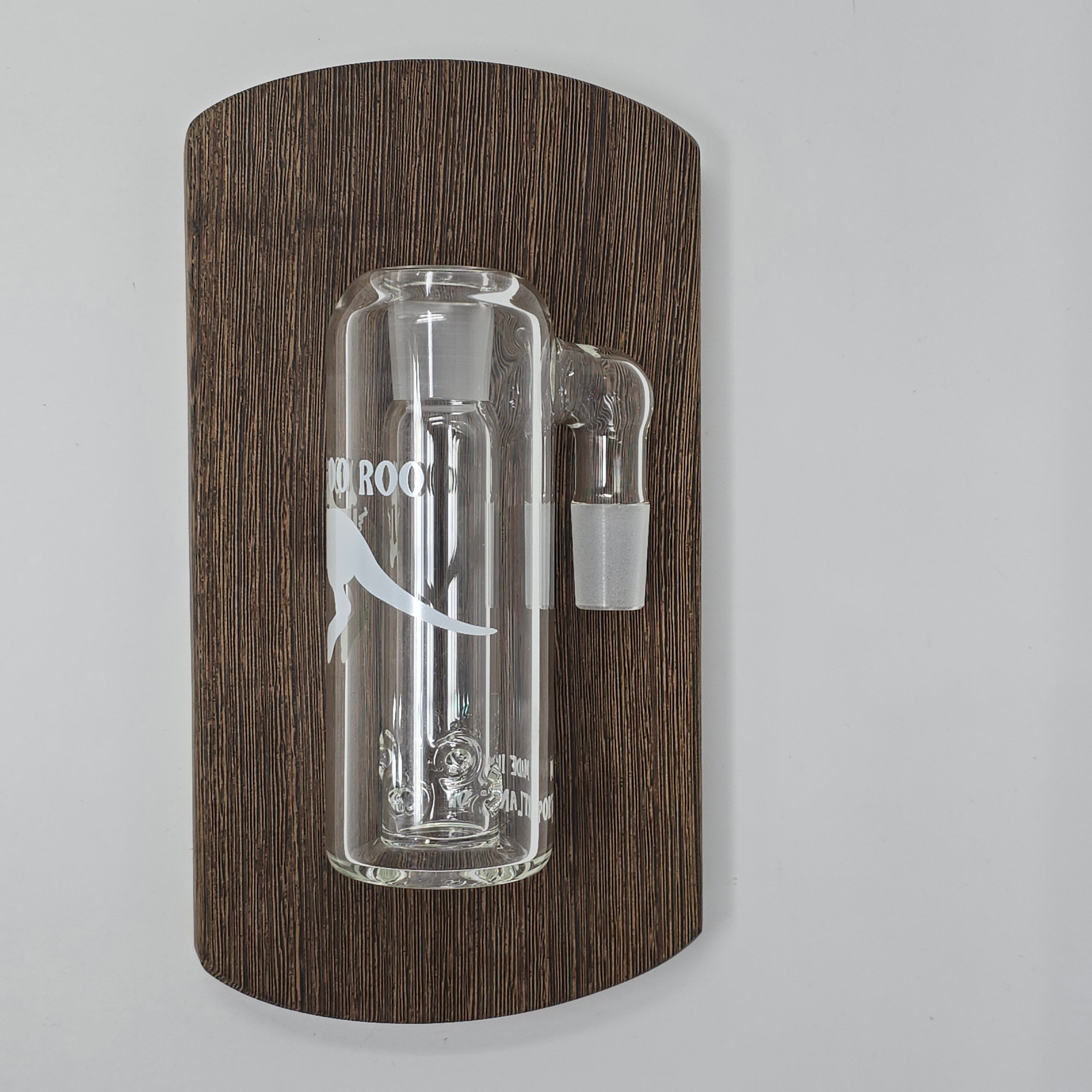 Sick of scoobies in your rig? Snag one of these catchers to help!
All catchers are 90 degrees. Available in 14mm or 19mm male sizes, you can choose from a dry catcher or wet. Pick the extended arm if you want some additional clearance for glass like the 3 Piece HD by Goo Roo Glass.