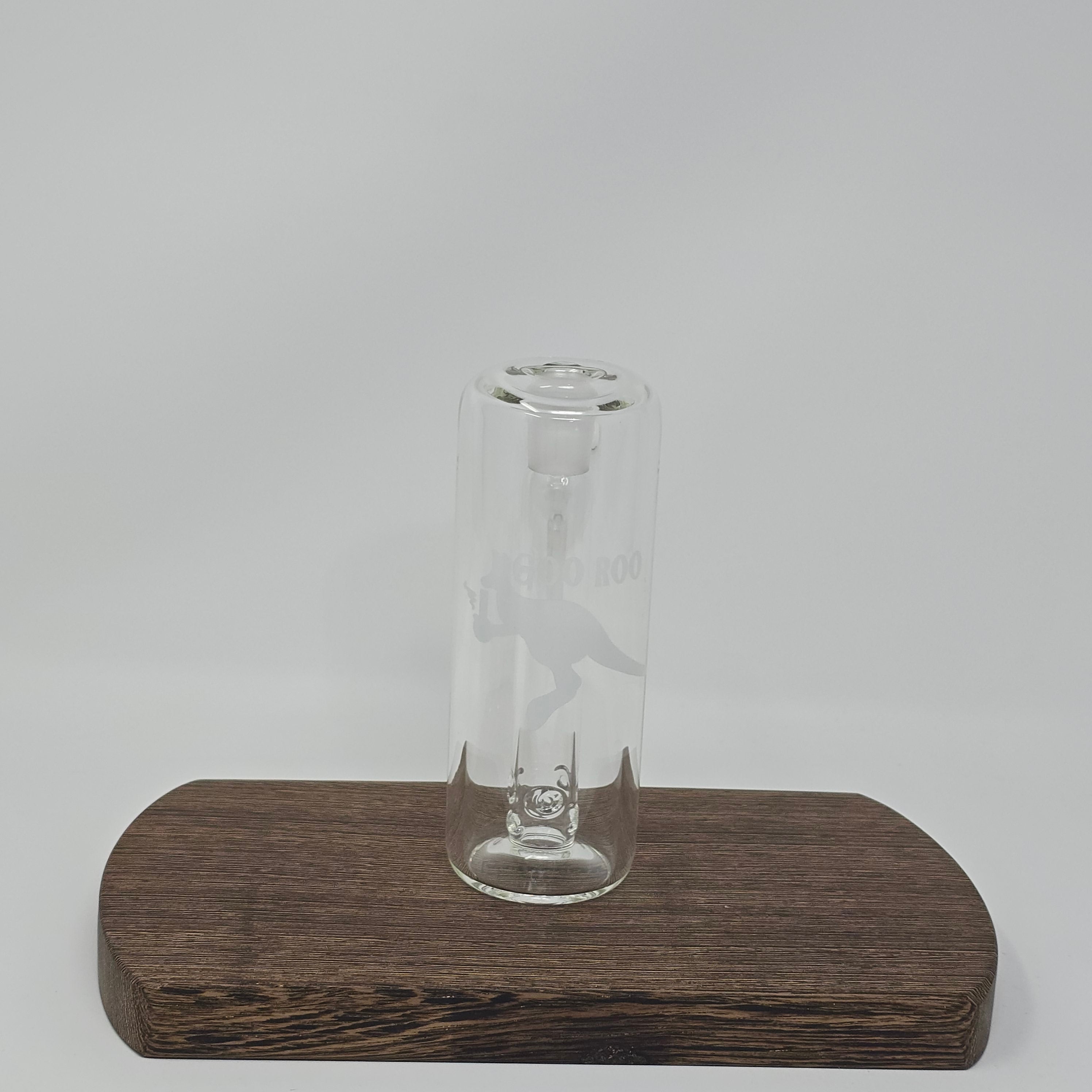 Sick of scoobies in your rig? Snag one of these catchers to help!
All catchers are 90 degrees. Available in 14mm or 19mm male sizes, you can choose from a dry catcher or wet. Pick the extended arm if you want some additional clearance for glass like the 3 Piece HD by Goo Roo Glass.