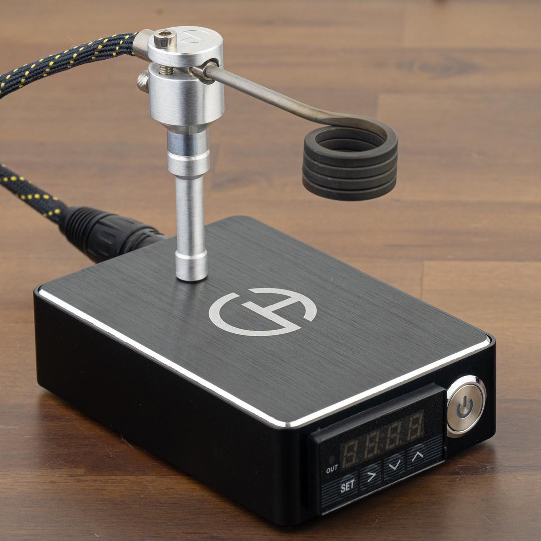 Upgrade your Cannabis Hardware Flowerpot into a wireless vape with Clampy - the revolutionary DIY gadget that pairs with our wireless flower diffusers. Crafted from premium 6061 aluminum. Clampy features a 1/4-20 threaded coil post that securely holds any standard coil. This allows you to use it with any banger or flower diffuser.