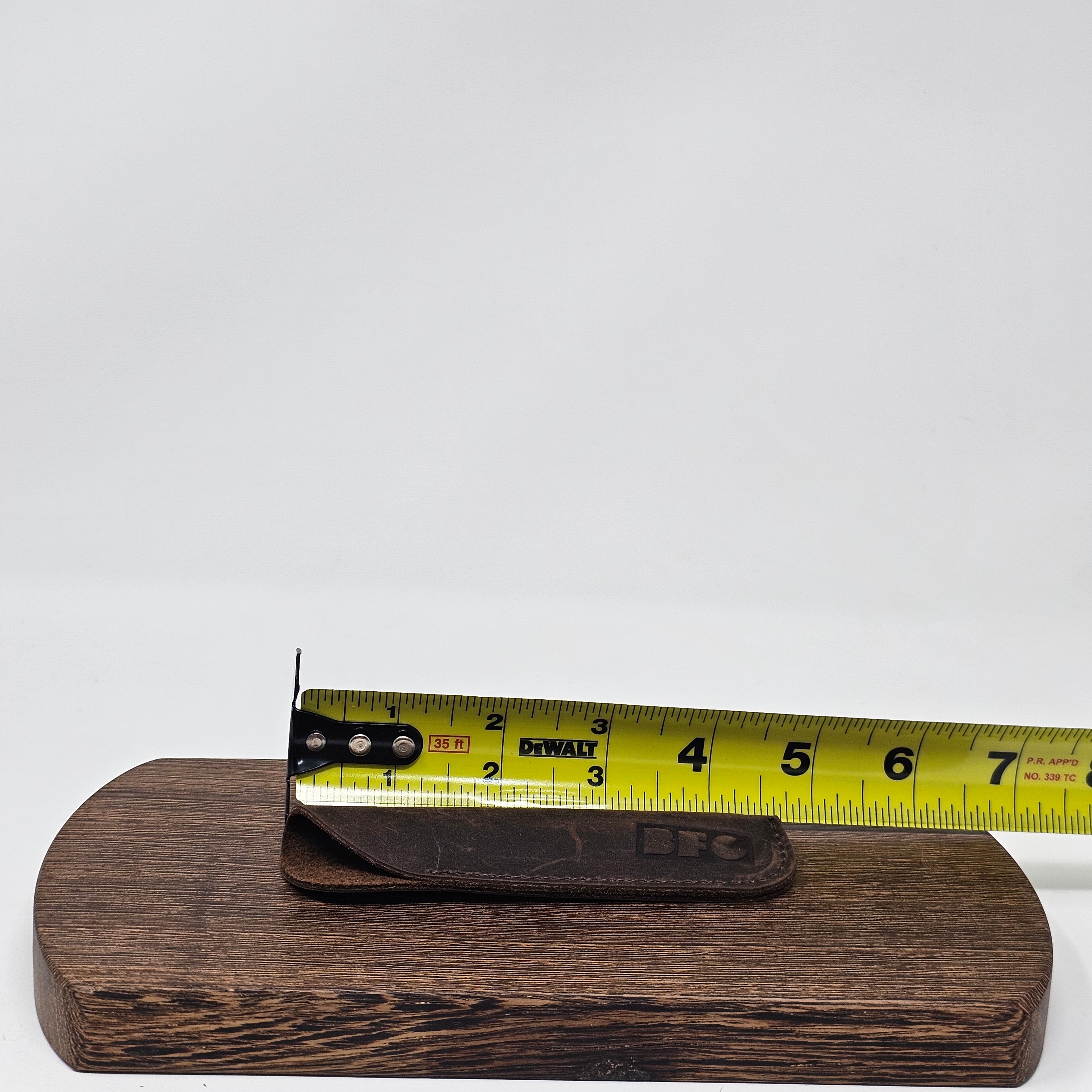 Included in the package:
A genuine cow leather case featuring a water-resistant glossy finish
Features:
Allows for convenient opening of the cap, even when it’s hot
Offers stylish and attractive protection for your vaporizer
Designed for Dani Fusion wooden stem and metal stem