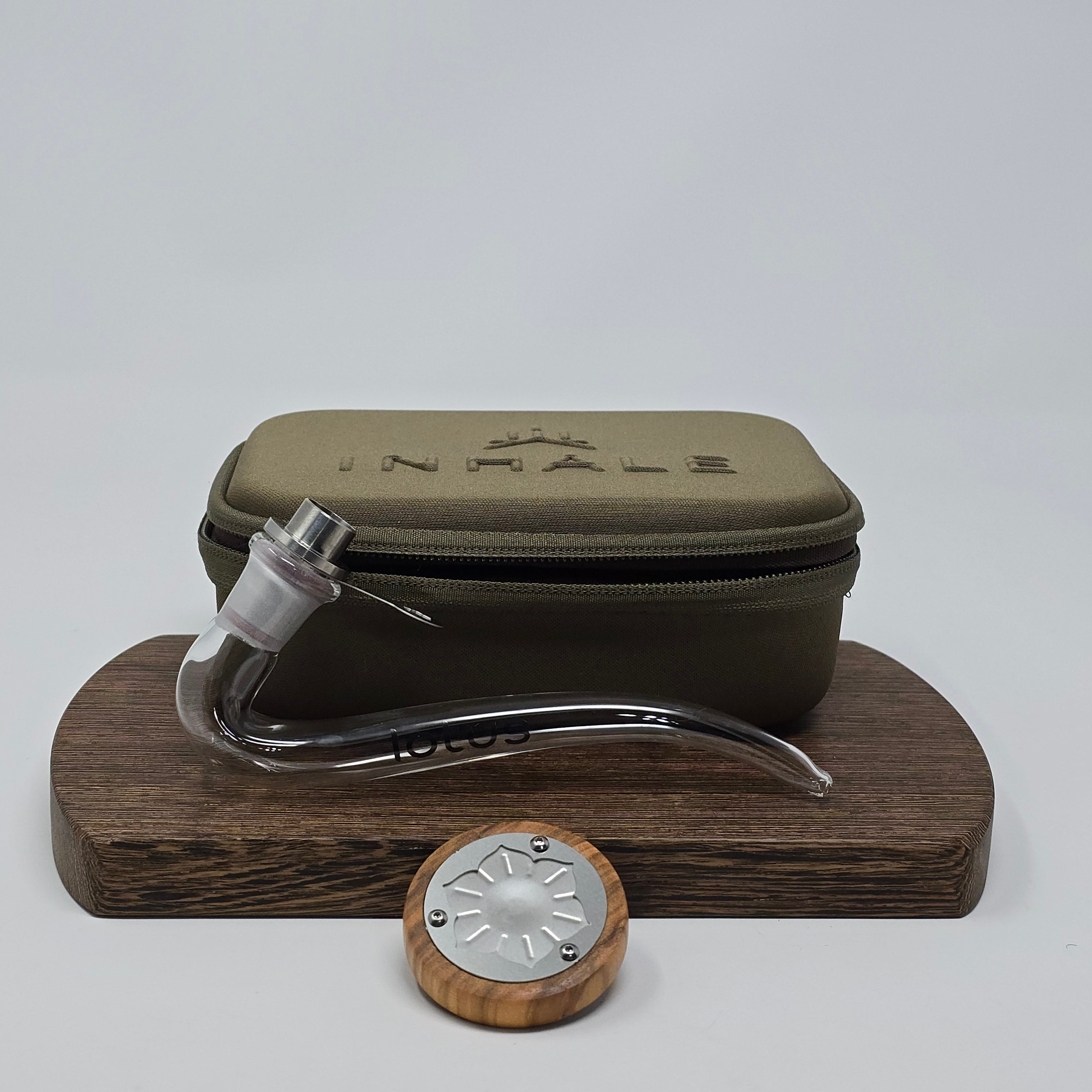 Lotus is a pure convection vaporizer; its sleek, California-patented design allows you to vaporize a vast load of up to 0.3g in the traditional pipe style while not compromising on flavor and producing best-in-class vapor clouds.