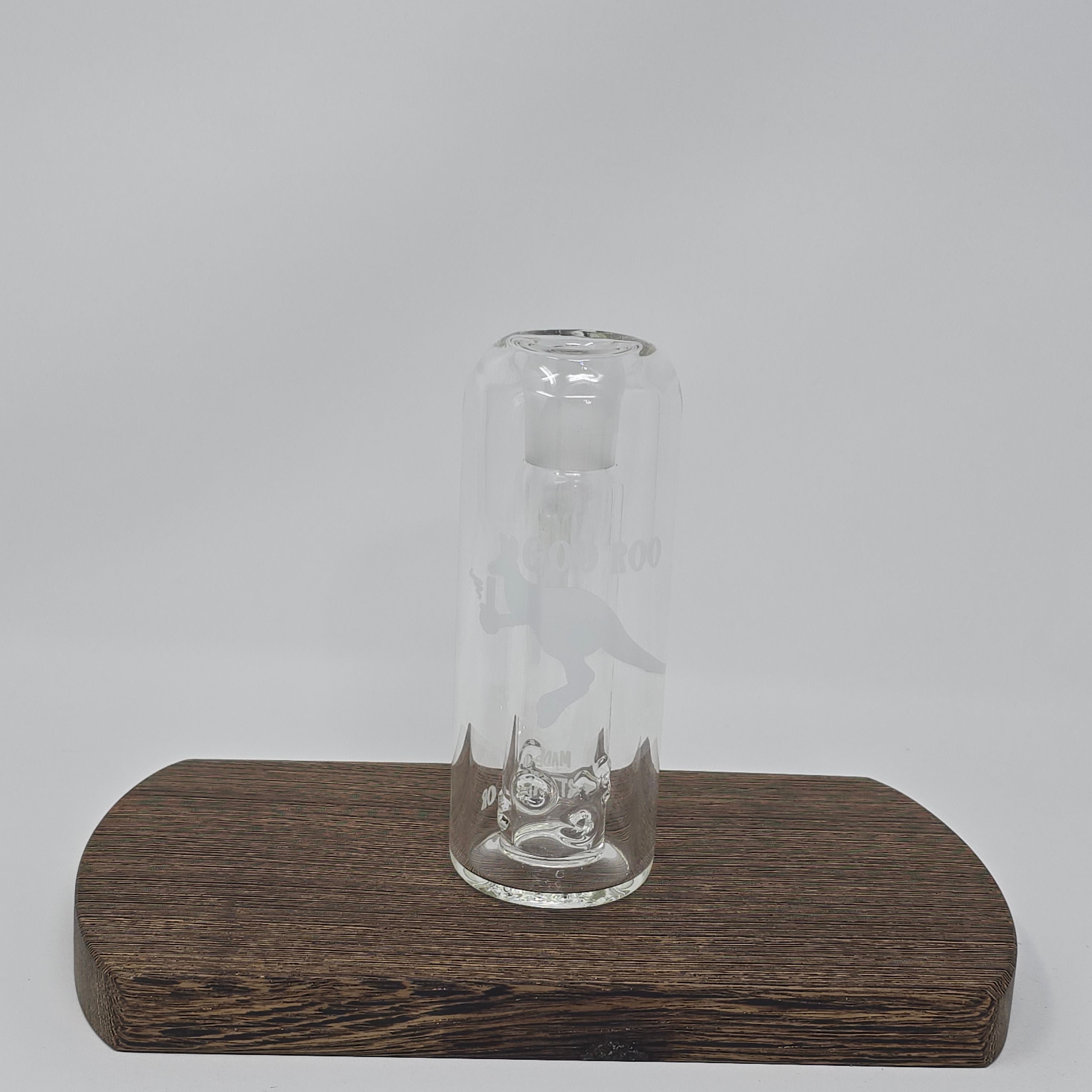 Sick of scoobies in your rig? Snag one of these catchers to help!
All catchers are 90 degrees. Available in 14mm or 19mm male sizes, you can choose from a dry catcher or wet. Pick the extended arm if you want some additional clearance for glass like the 3 Piece HD by Goo Roo Glass.