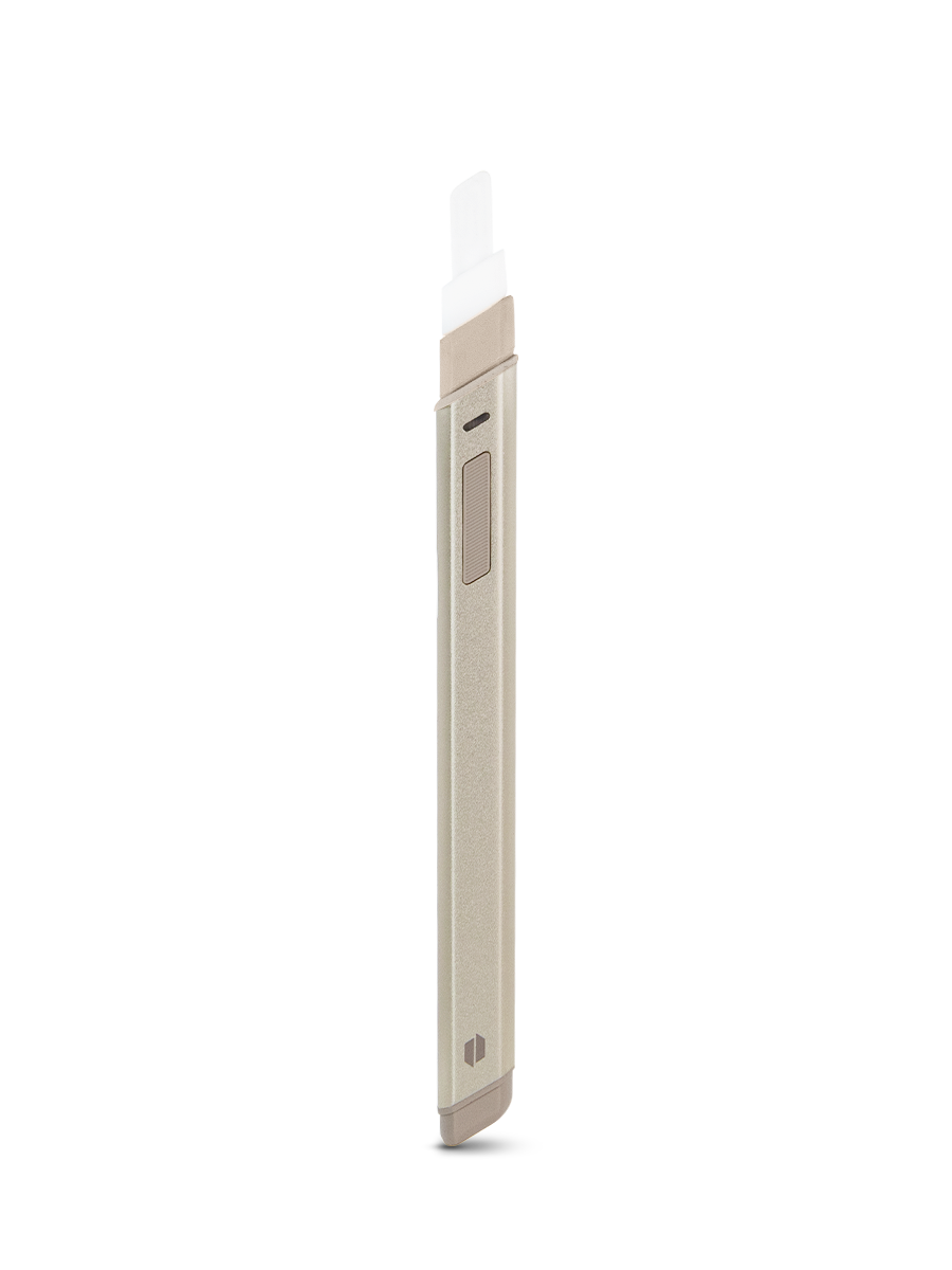 Say goodbye to stickiness. The Hot Knife is a USB-C chargeable loading tool with a ceramic tip that heats at the push of a button. No more dirty dab tools, sticky fingers, or clothes fuzz in your bowl – just hold down the button and watch your extract drop off in 3 seconds.