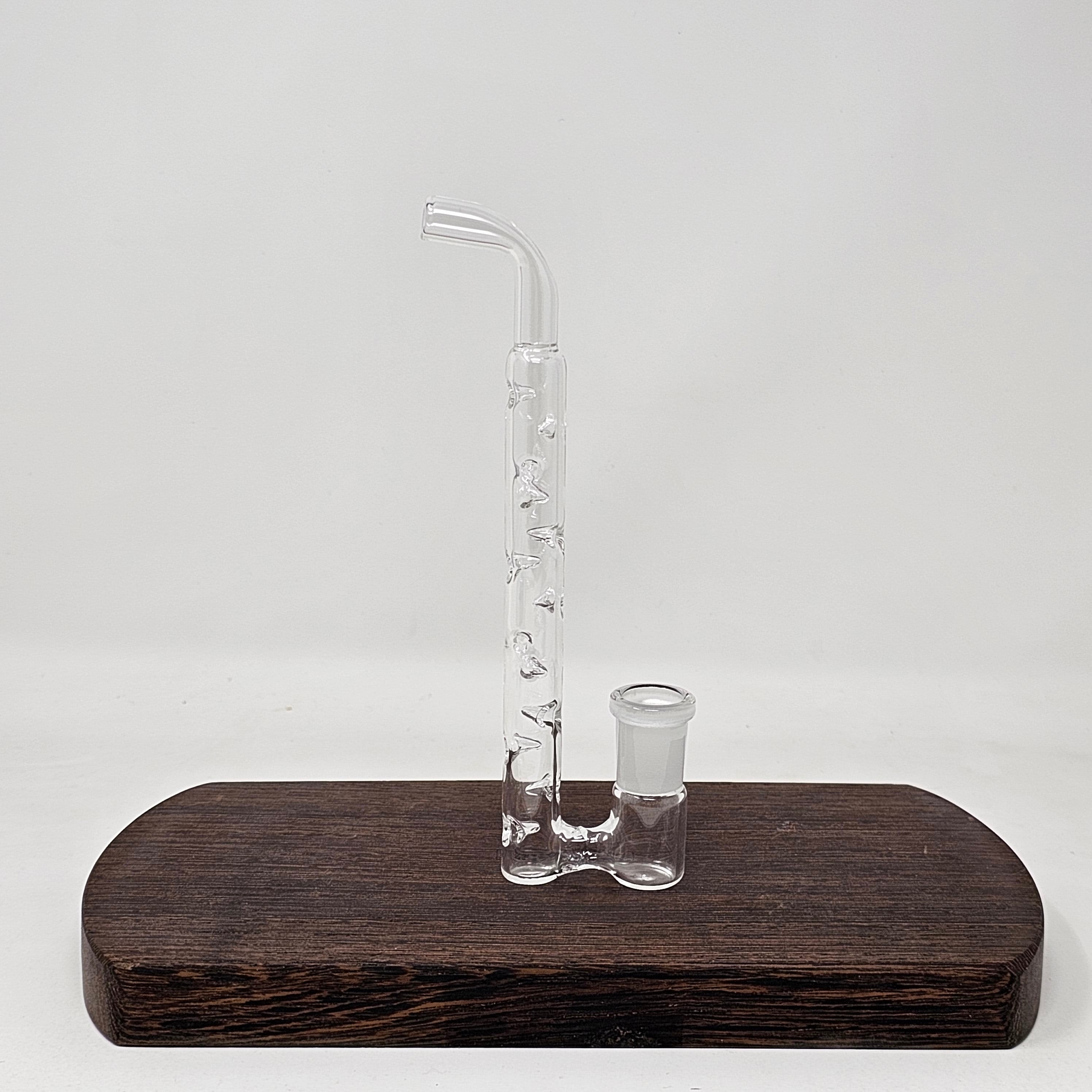 Cooling Sherlock. Optional 14mm female input or 19mm female input.
Warning that the clearance may be tight on some portable units depending on WPA and unit.
For those wondering, the Lotus Cap WILL NOT work with this. Unfortunately it needs at least 3-4mm more clearance.
VS1 - a little under 7 inches in height
