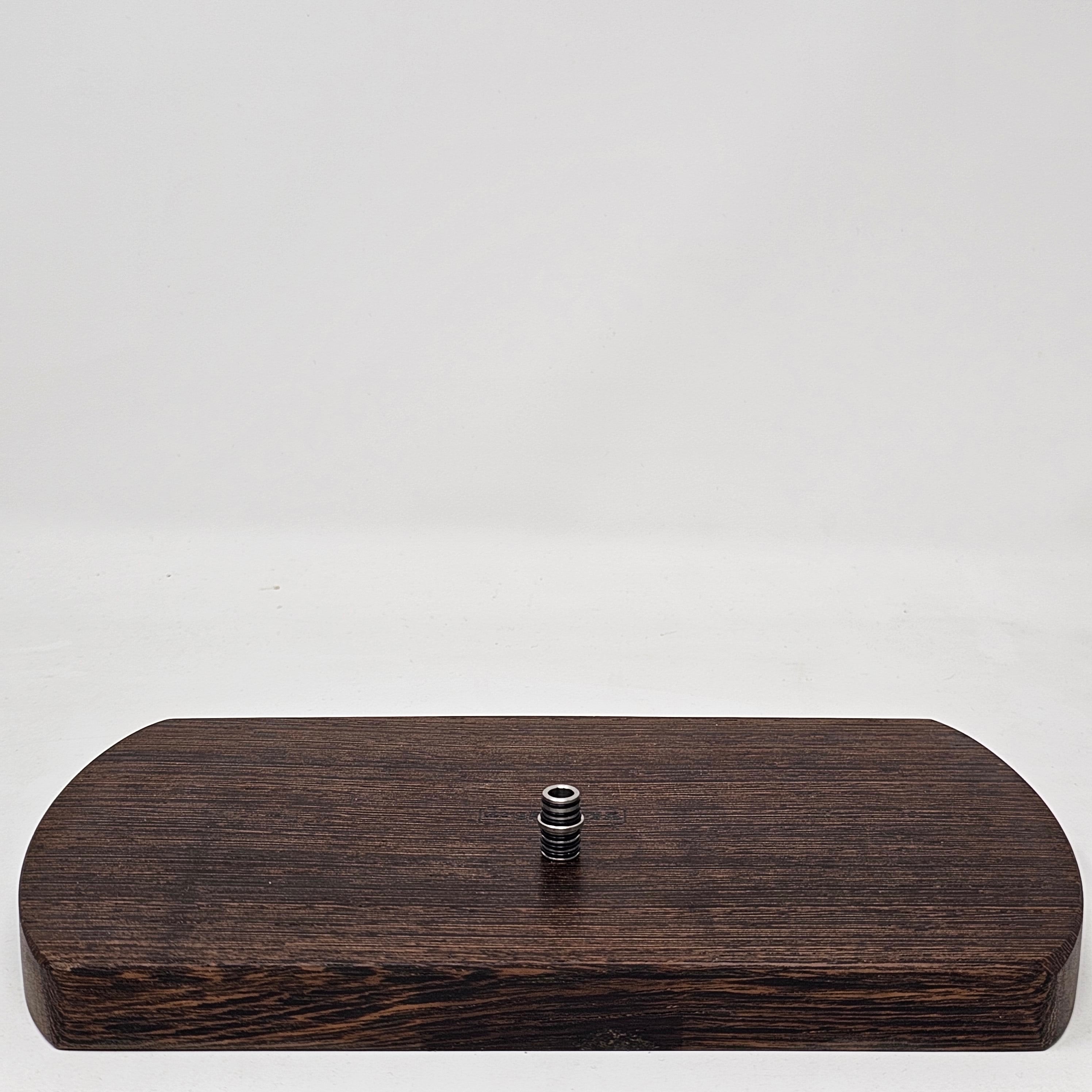 Add your favorite Dynavap stem to the end of your Crafty, Crafty+ or Mighty, Mighty+ for ultimate cooling and customizability! Works with most 8mm diameter stems. Remove the Crafty/Mighty mouthpiece, insert this and then you have a fitting for any 8mm stem! Made from food grade 304 stainless steel.