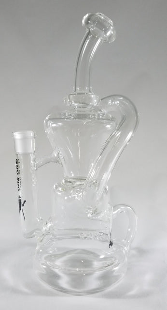 A Goo Roo Glass flagship rig, the Klein recycler has incredible function and appearance. Fitting is 14mm Female. Made in USA!
** This product is individually handmade by the same or different glass blower and there may be a variation in size of product. There could also be a variation in the logo size, placement, and color…