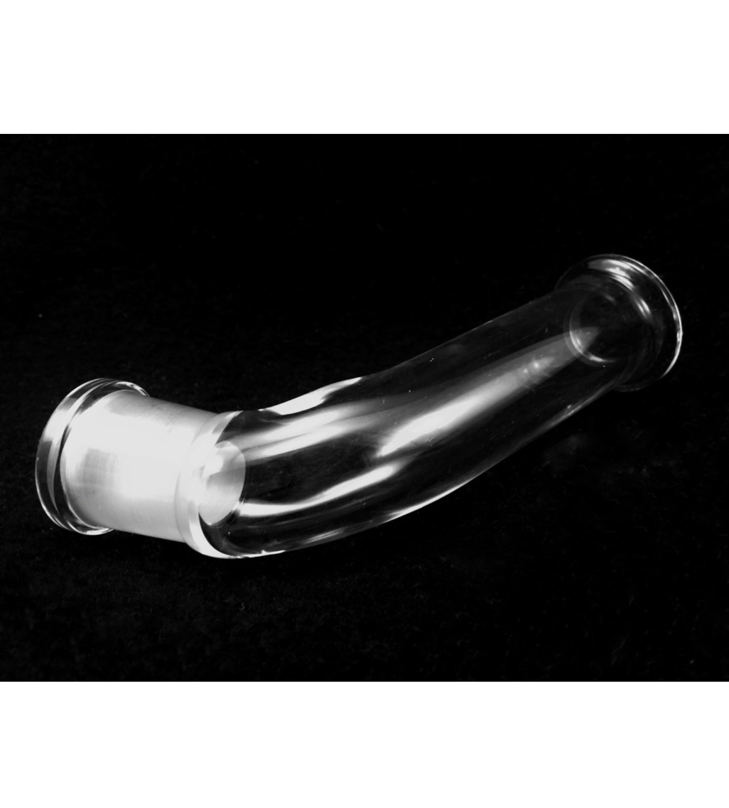 The HydroBrick Maxx dry mouthpiece adds even more functionality to our premier unit. Made with a very high quality Lenz joint and our extra-thick-wall glass, this gives the Maxx a great option for dry use. Also works with the HydroBrick Basic.