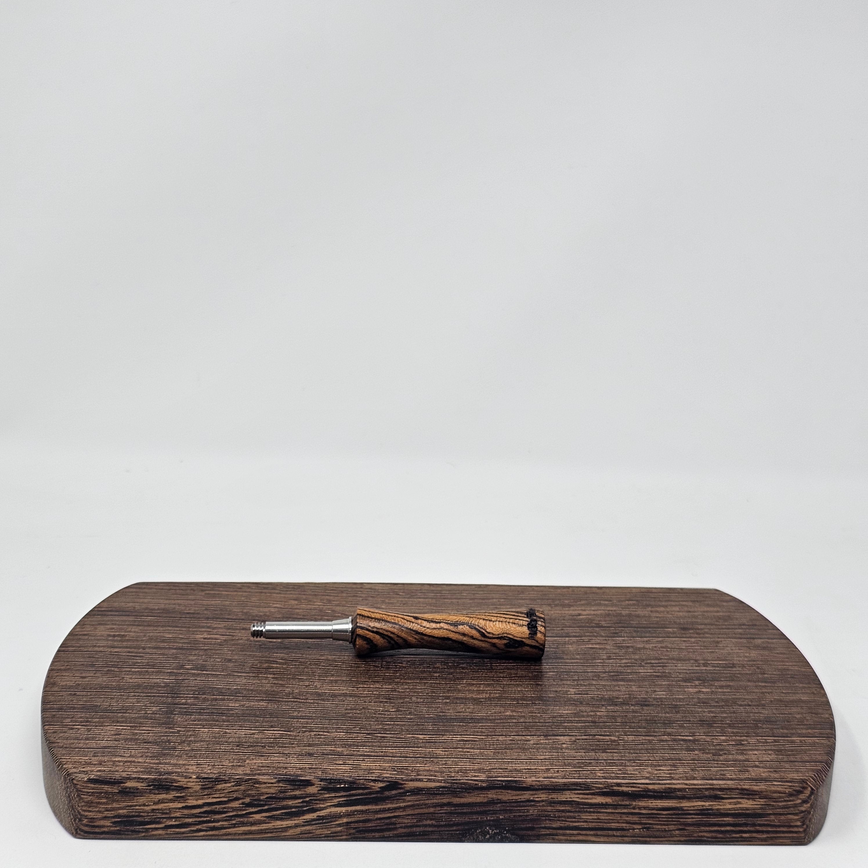 These handles are designed specifically with the Crossing Tech Wireless Heater in mind in mind but the extended double sided screw has a thread for wood and a 10-24 machine screw on the other end which makes it compatible with a range of diffusers and bowls on the market including Cannabis Hardware and O'Connell Woodworks.