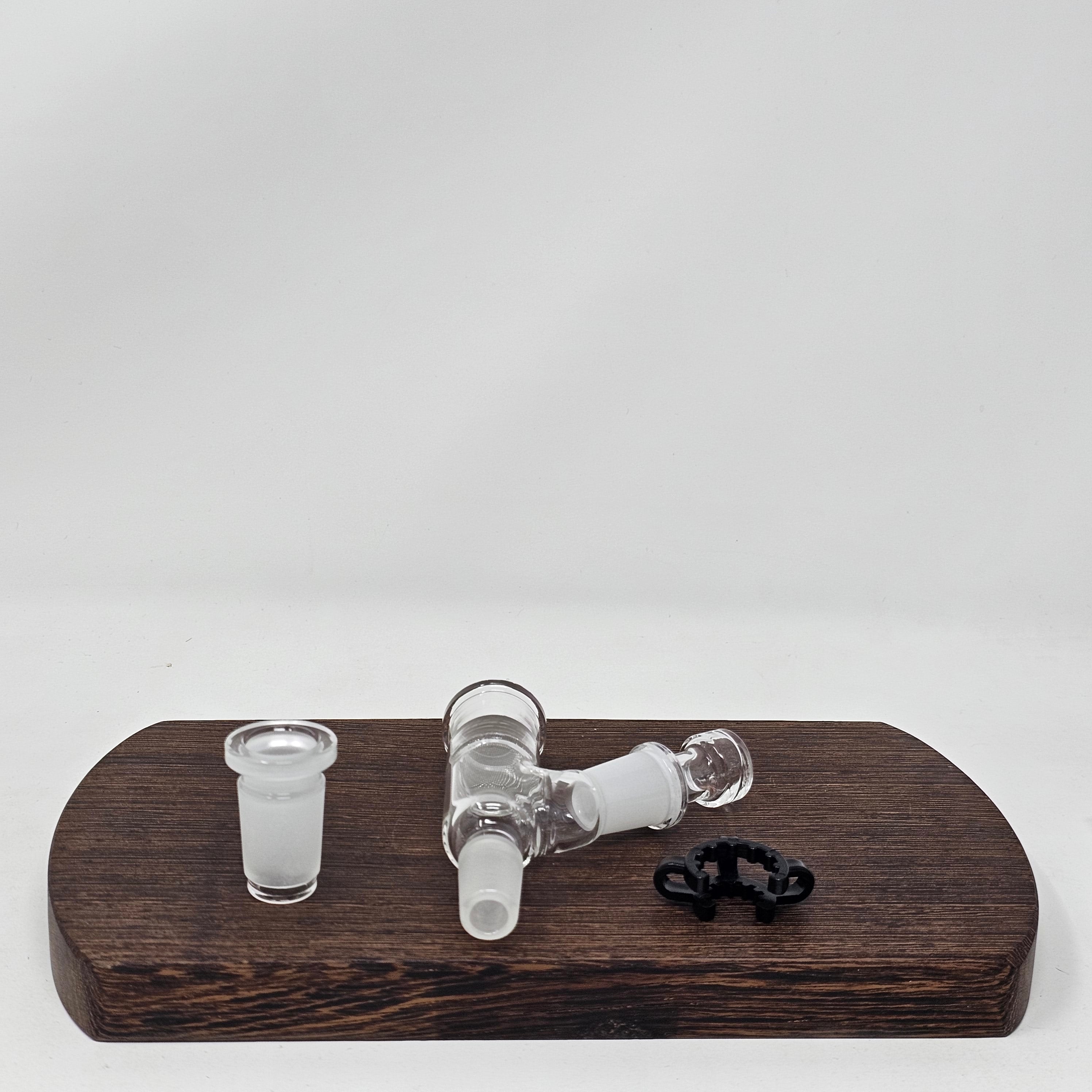 Borosilicate injector-pass through chamber