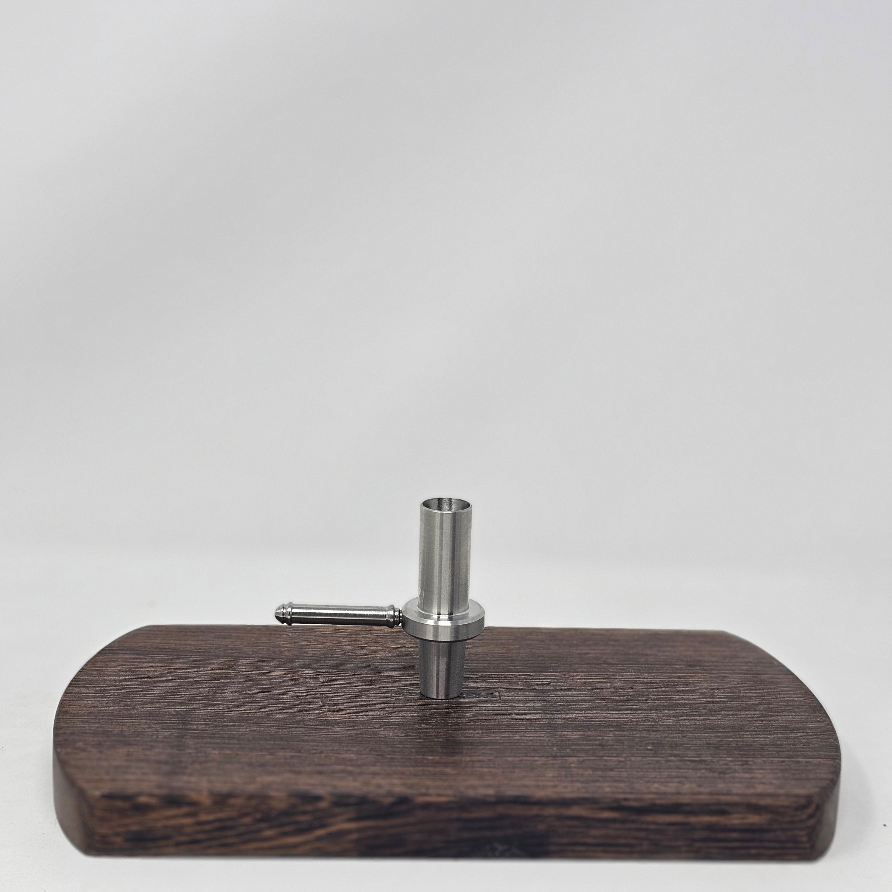 Machined in Thailand, take your Tinymight to a new level with this Stainless Steel Waterpipe Adapter! Interchangeable with Tinymight or Tinymight 2!
