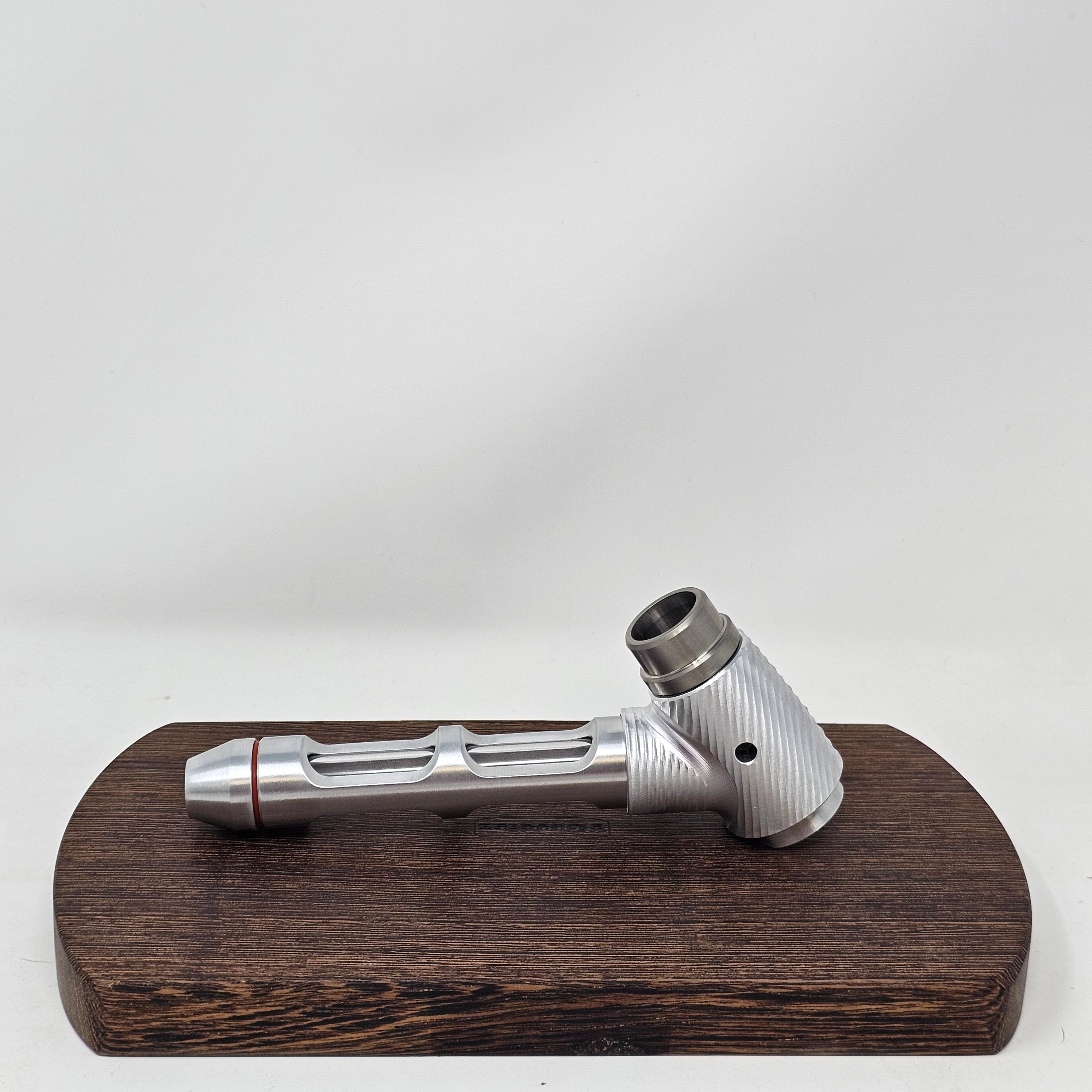 Welcome to Haze!

Haze is a brand new, modular ball vape made specifically to interface with all Flowerpot, Zenleaf and other ball vape products. It features a titanium bowl inspired by our own Shovelhead Bowl but modified to fit the Haze, it is tapered to accommodate both Male and Female (Standard and Injector) formats.