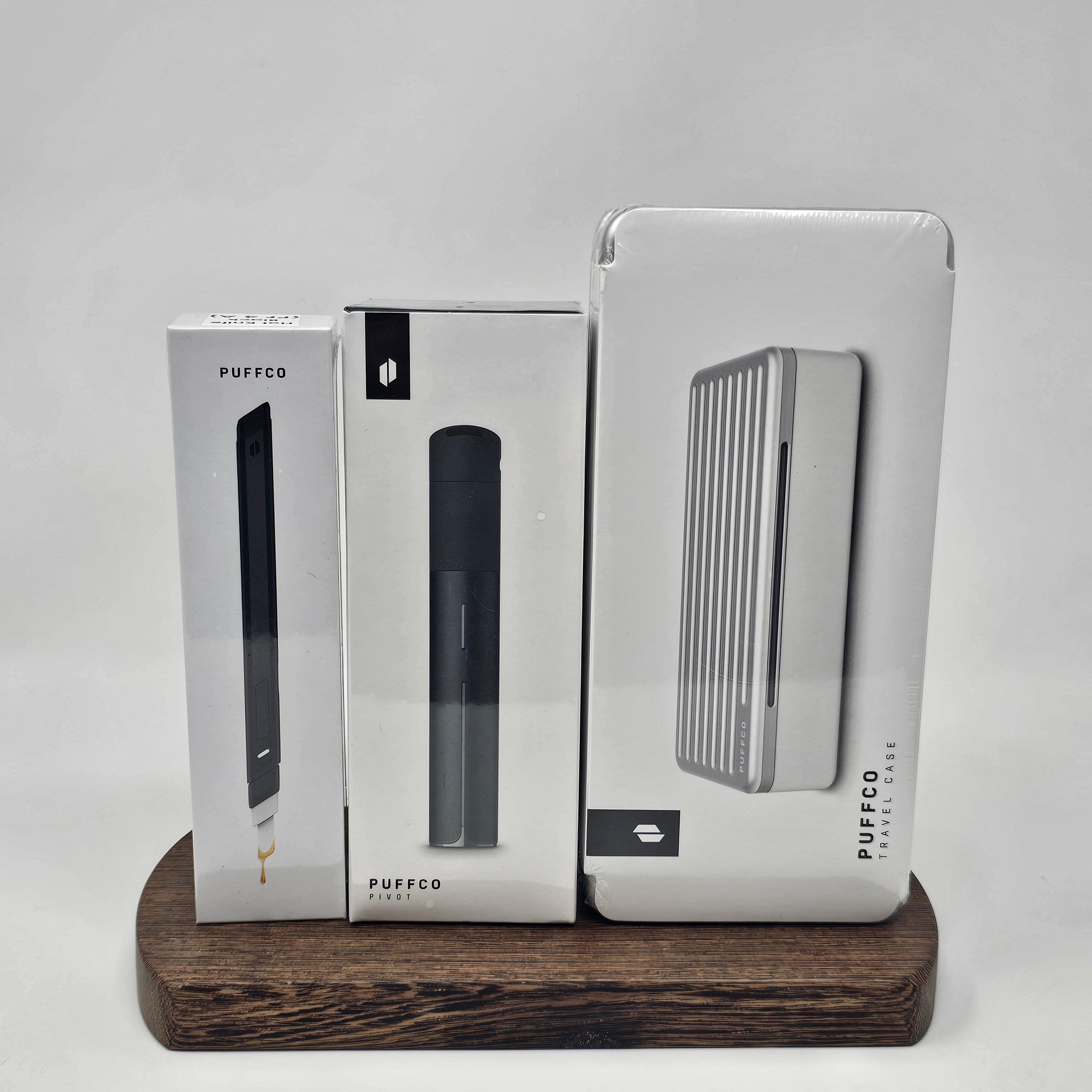 The Pivot puts the full Puffco experience in your pocket. The same size as a pen, this discreet, mobile vaporizer features a quick-release 3D Chamber that delivers premium flavor and real-time temperature control. With a light bar that serves as a visual dab timer, haptic feedback, a single-button interface, and four dialed heat presets, the Pivot is a true dab you can take anywhere.
