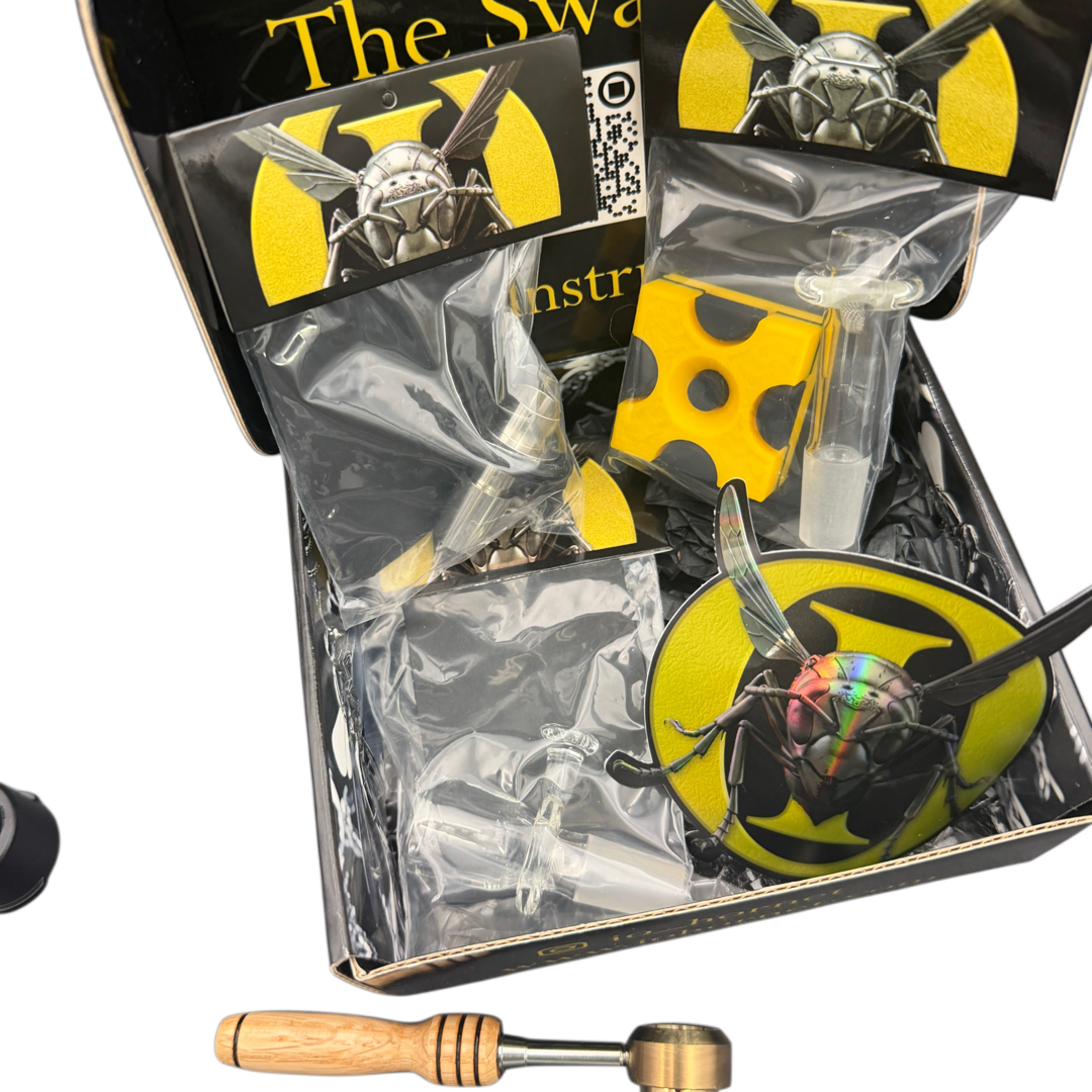 IO Hornet Ball Vape Kit by IO Hornet (Used Open Box)
