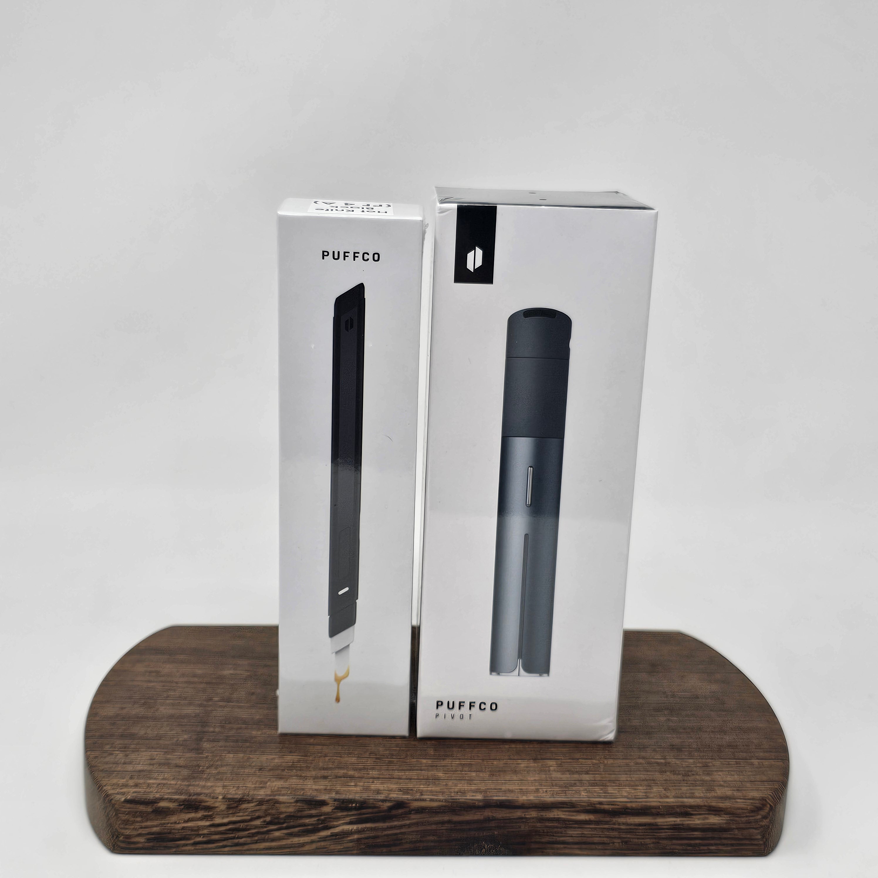 The Pivot puts the full Puffco experience in your pocket. The same size as a pen, this discreet, mobile vaporizer features a quick-release 3D Chamber that delivers premium flavor and real-time temperature control. With a light bar that serves as a visual dab timer, haptic feedback, a single-button interface, and four dialed heat presets, the Pivot is a true dab you can take anywhere.