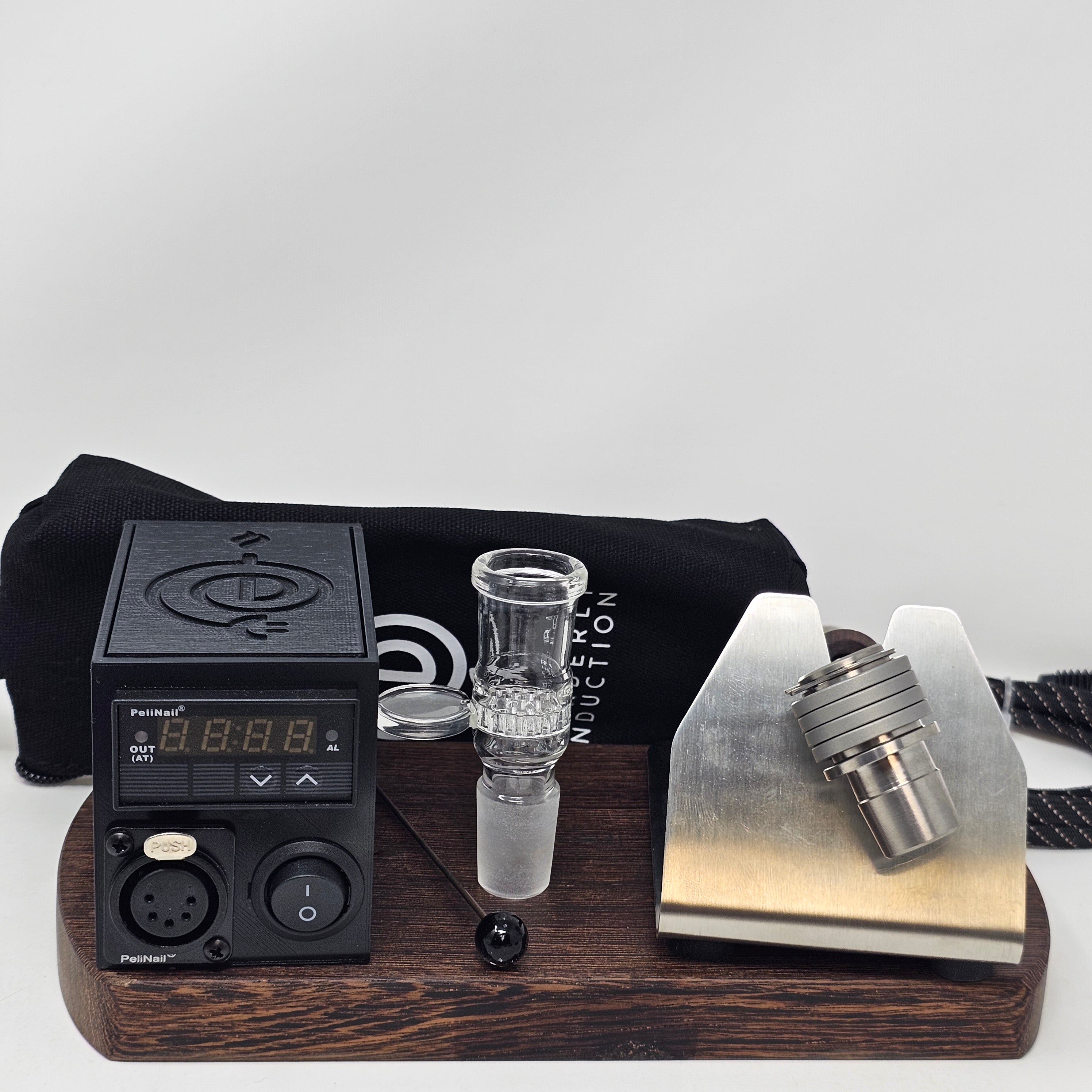 The B-Zero is the latest iteration of the "B" series of heads. This time, it is a single piece "ball" device inspired by the different DIY devices appearing in the community, namely the DIY device put together by "secreagent" which involved the CH 18mm posts and a 16mm coil.

CH removed the machined screen (extra mass) and replaced with a second 5/8 double weave screen located directly below the coil. They also increased the mass to fit one of our 20mm Flowerpot coils.
