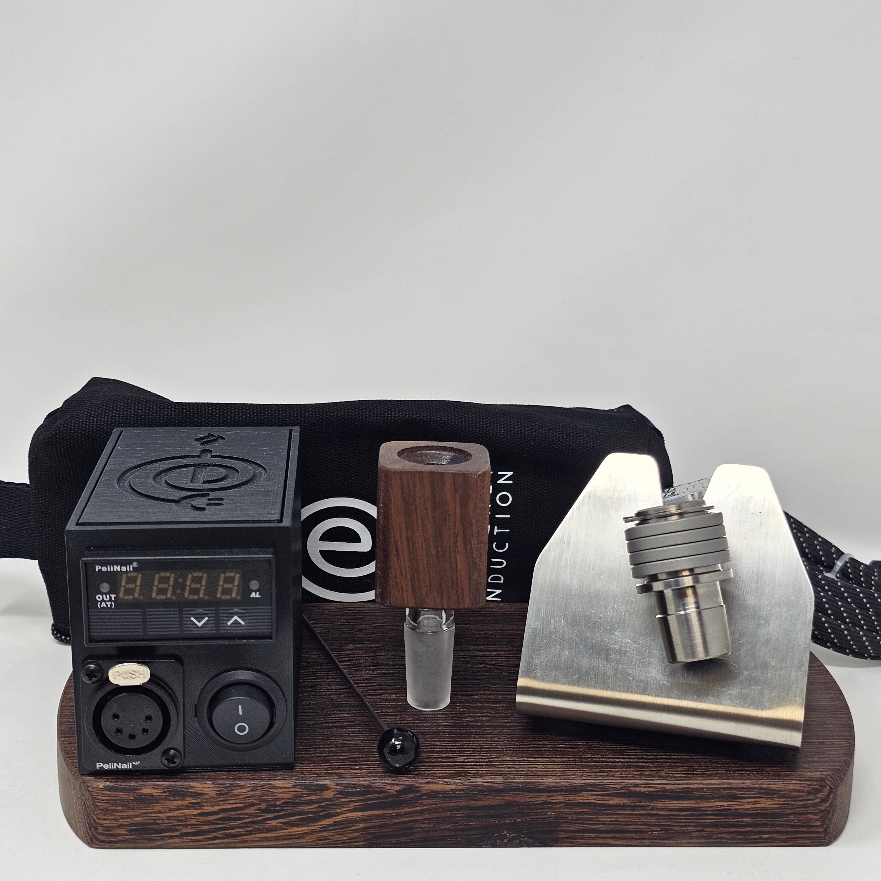 The B-Zero is the latest iteration of the "B" series of heads. This time, it is a single piece "ball" device inspired by the different DIY devices appearing in the community, namely the DIY device put together by "secreagent" which involved the CH 18mm posts and a 16mm coil.

CH removed the machined screen (extra mass) and replaced with a second 5/8 double weave screen located directly below the coil. They also increased the mass to fit one of our 20mm Flowerpot coils.