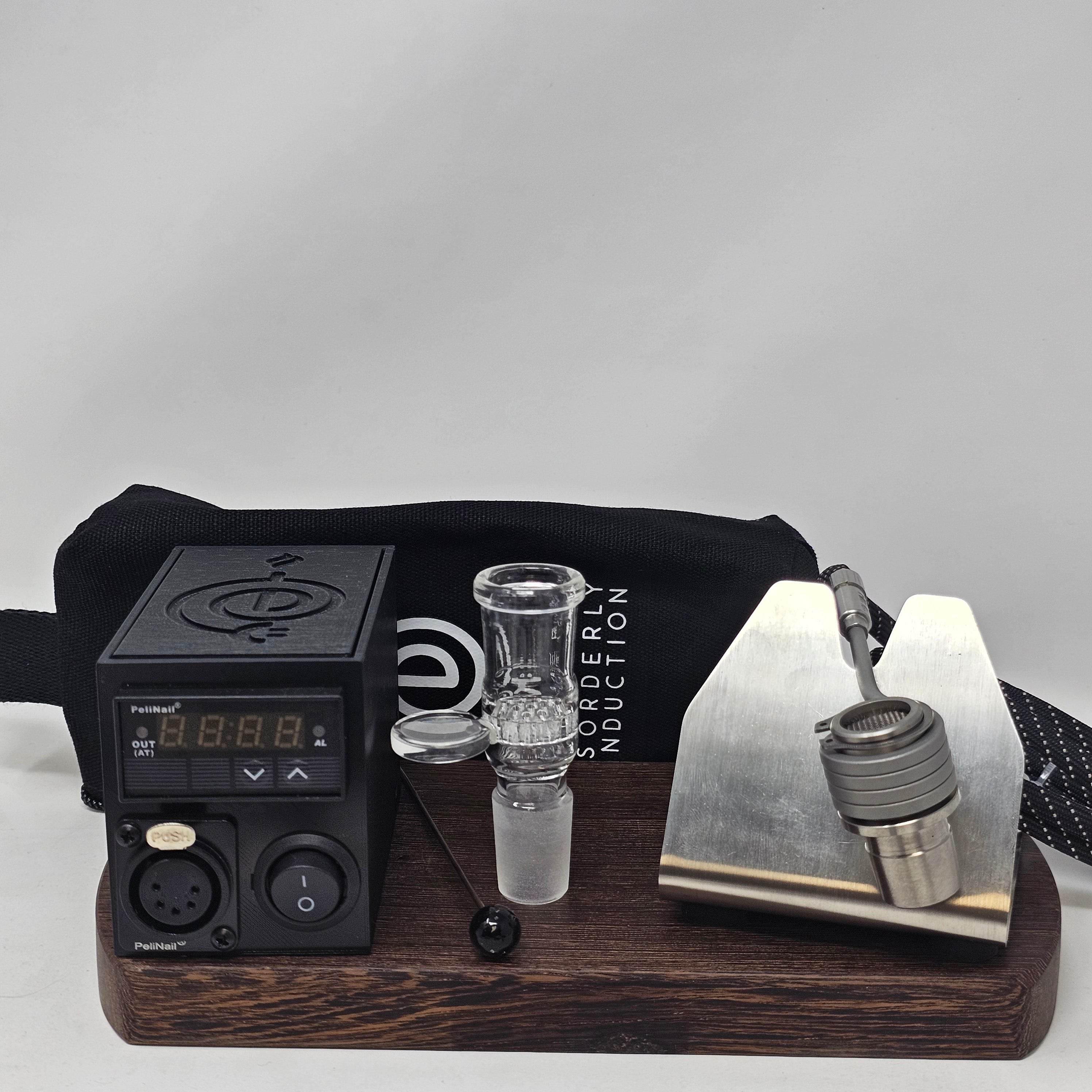 The B-Zero is the latest iteration of the "B" series of heads. This time, it is a single piece "ball" device inspired by the different DIY devices appearing in the community, namely the DIY device put together by "secreagent" which involved the CH 18mm posts and a 16mm coil.

CH removed the machined screen (extra mass) and replaced with a second 5/8 double weave screen located directly below the coil. They also increased the mass to fit one of our 20mm Flowerpot coils.