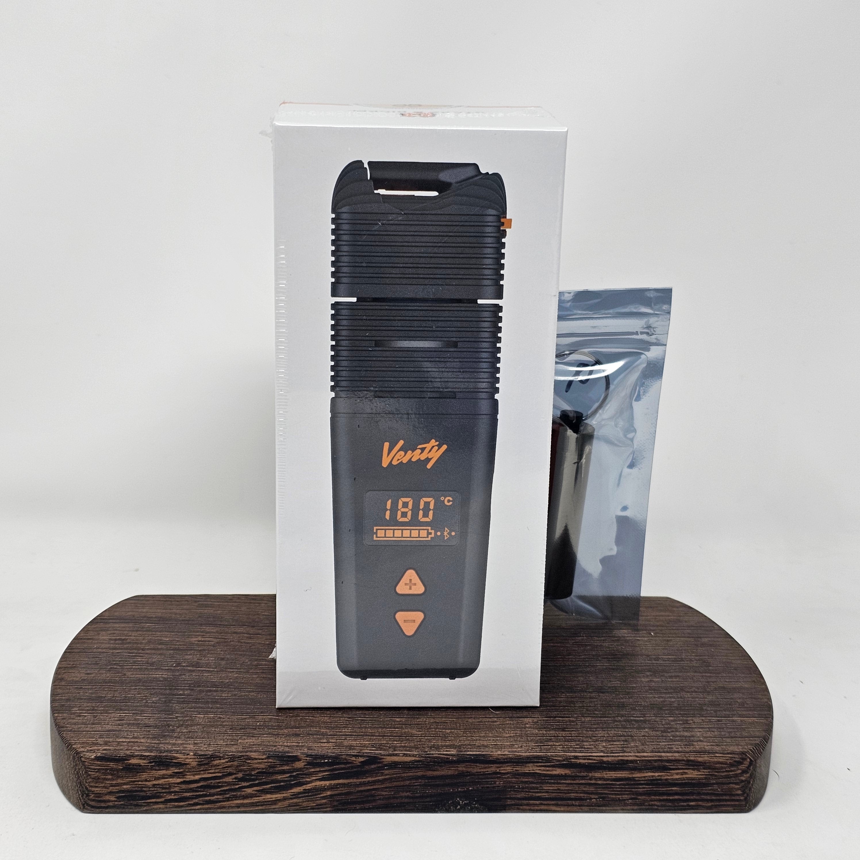 The VENTY is the fastest device from S&B and the first Vaporizer of its kind to feature an adjustable airflow. Though portable, it is highly efficient and takes merely 20 seconds to heat up, while allowing an amazing airflow of 20 liters/minute at the maximum stage. If you are looking for an S&B allrounder, the VENTY is the Vaporizer for you!