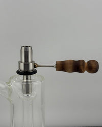 Engineered for versatility, the IO Hornet is compatible with Classic Dynavap tips, Hornet Diffuser Bowl, 14mm Glass Stinger, injectors, and many favorite bowls. Featuring interchangeable 10mm & 14mm Diffusers and 14mm & 22mm Injectors in one head, it lets you customize your experience: use diffusers and conductive bowls for a potent heavy hit, or injectors for a lighter, more productive session.