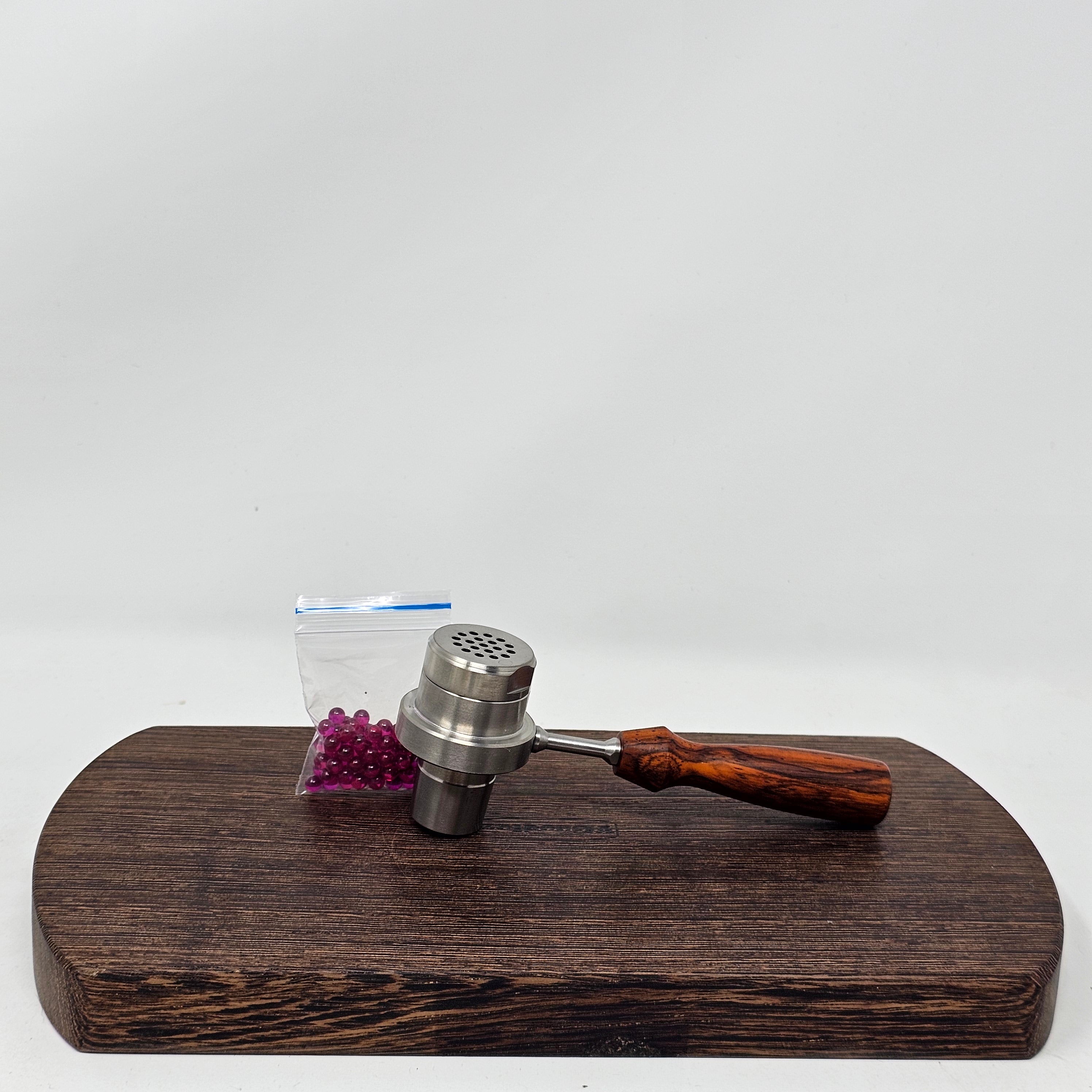 The Jane Male Flower Diffuser is used with any of the ZenLeaf series enail stations. It is made from Grade 2 Titanium. The removable lid will expose the 3mm or 4mm Rubies which are the heart of the heater. As with our Flowerpot Heads, you can further explore different media and diameter balls for a more tailored experience.

The Diffuser is designed to work with any 18mm glass ball vape bowl and the Cannabis Hardware Shovelhead Bowl.