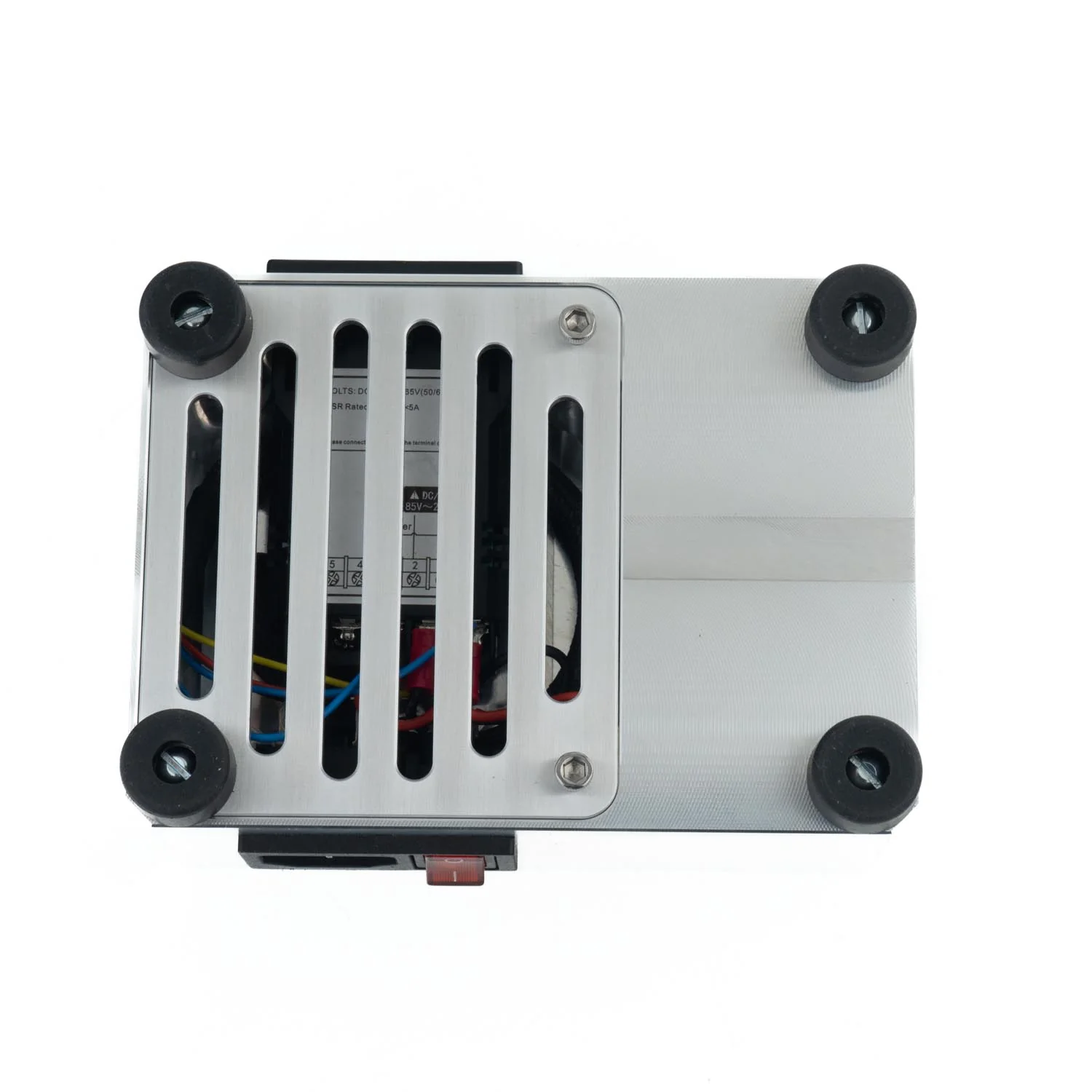 Introducing Moab, the first cordless cannabis vaporizer base station by Cannabis Hardware. The Moab is a more streamlined version of the Nova. We have made this a more affordable unit by de-featuring some of the adjustability and looks of the Nova but added utility.

The Moab is the first in the Zenleaf lineup to use the billet as a heat shield by building it into the body itself.