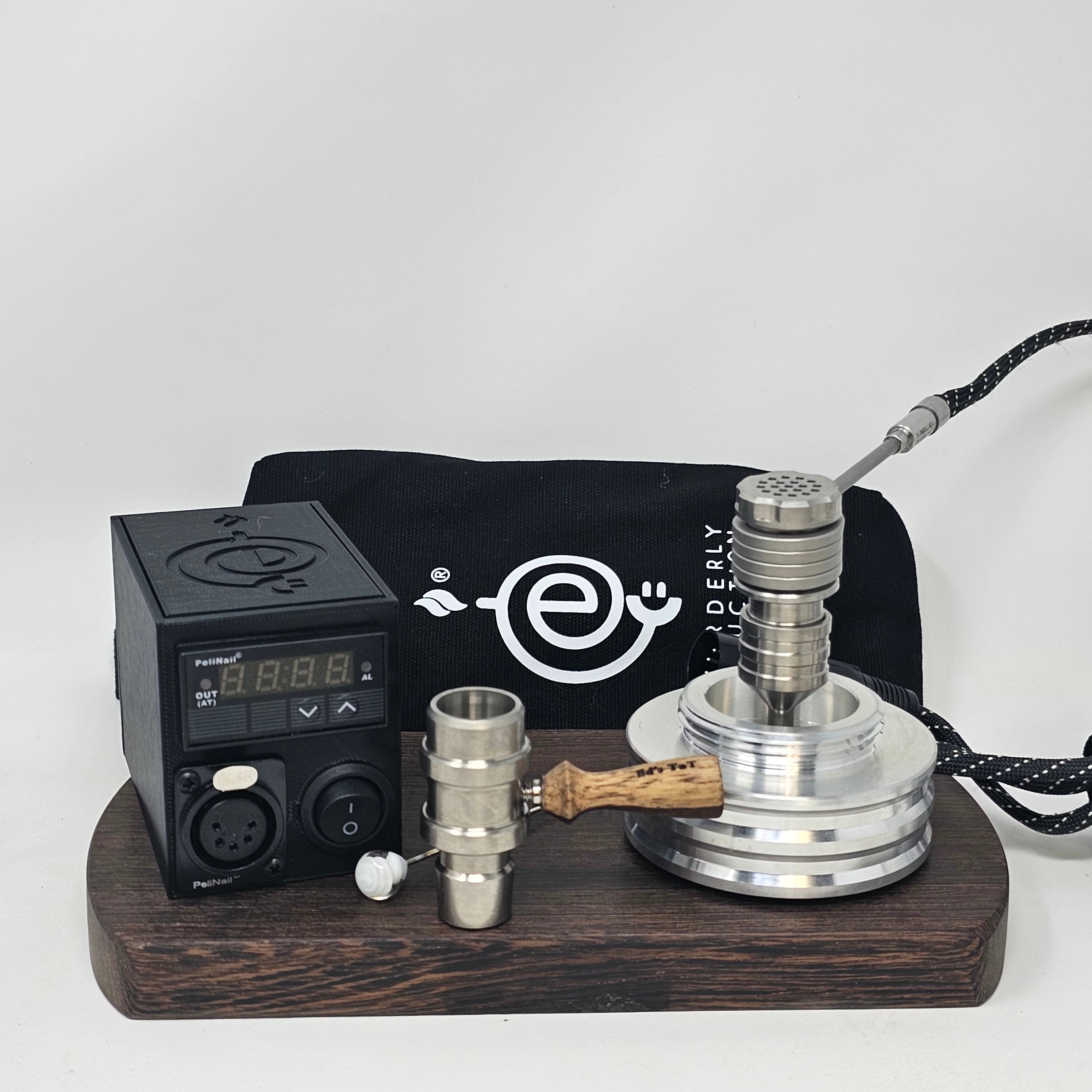 The new Flowerpot F16 head is created at a time where ball vapes require some refinement. This new flowerpot head packs a punch as the heat sink is improved by the addition of a solid titanium machined cap and a machined screen at the bottom which further improves the conduction and retention of heat throughout the device. This design has taken the guesswork out of assembly and disassembly, so you can now switch between heads or disassemble for cleaning with ease.