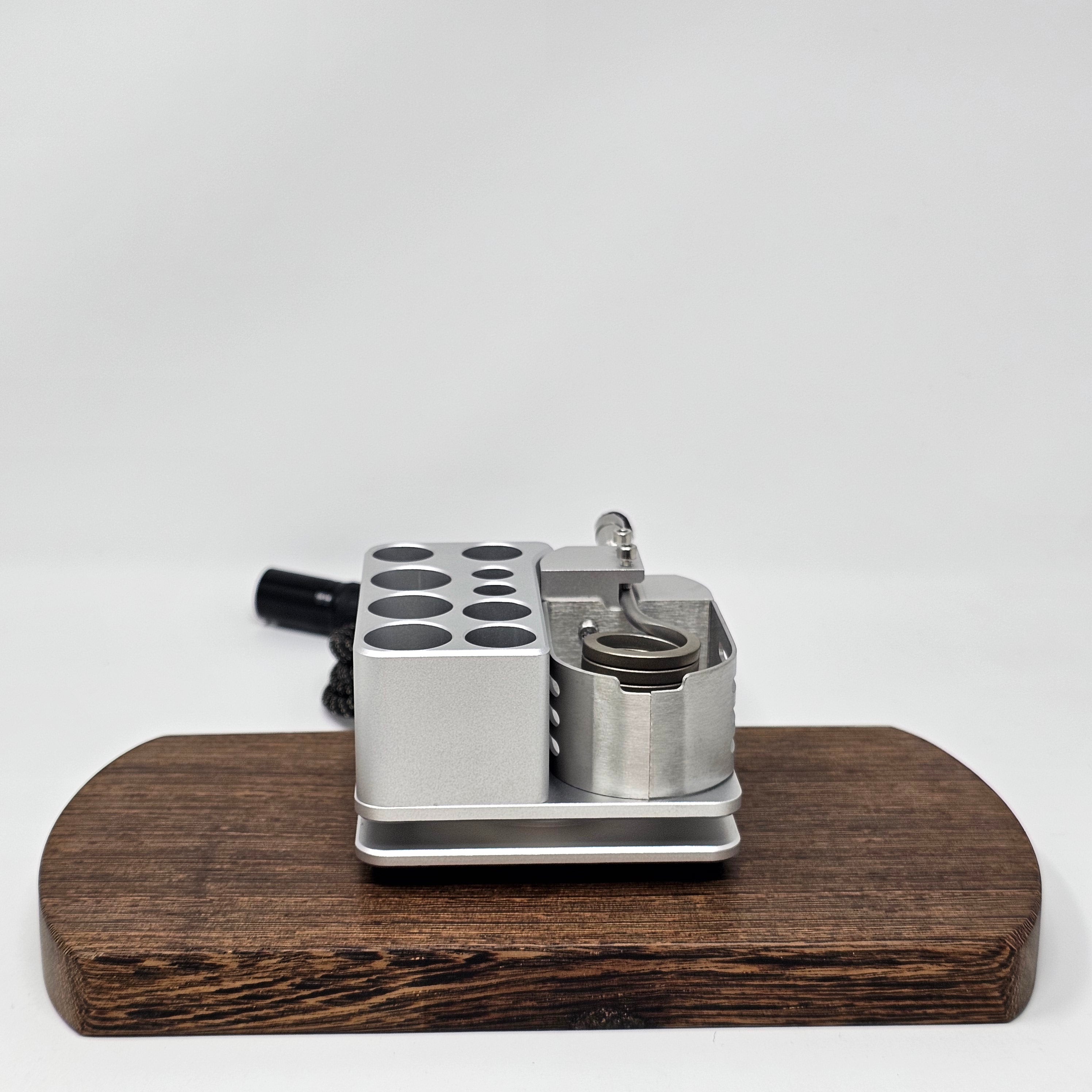 Wireless docking station allows you to clamp in your coil and plug it into your existing PID. Accepts 20mm and 25mm axial coils made by Crossing Tech. Some other brands may fit but installation and sizing of coils could be important. Please check with us before purchase if you'd like us to verify size. It's important it's installed properly where the fitment doesn't heat up the dock.