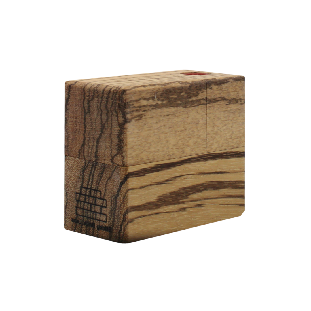 Maxx by Sticky Brick Labs