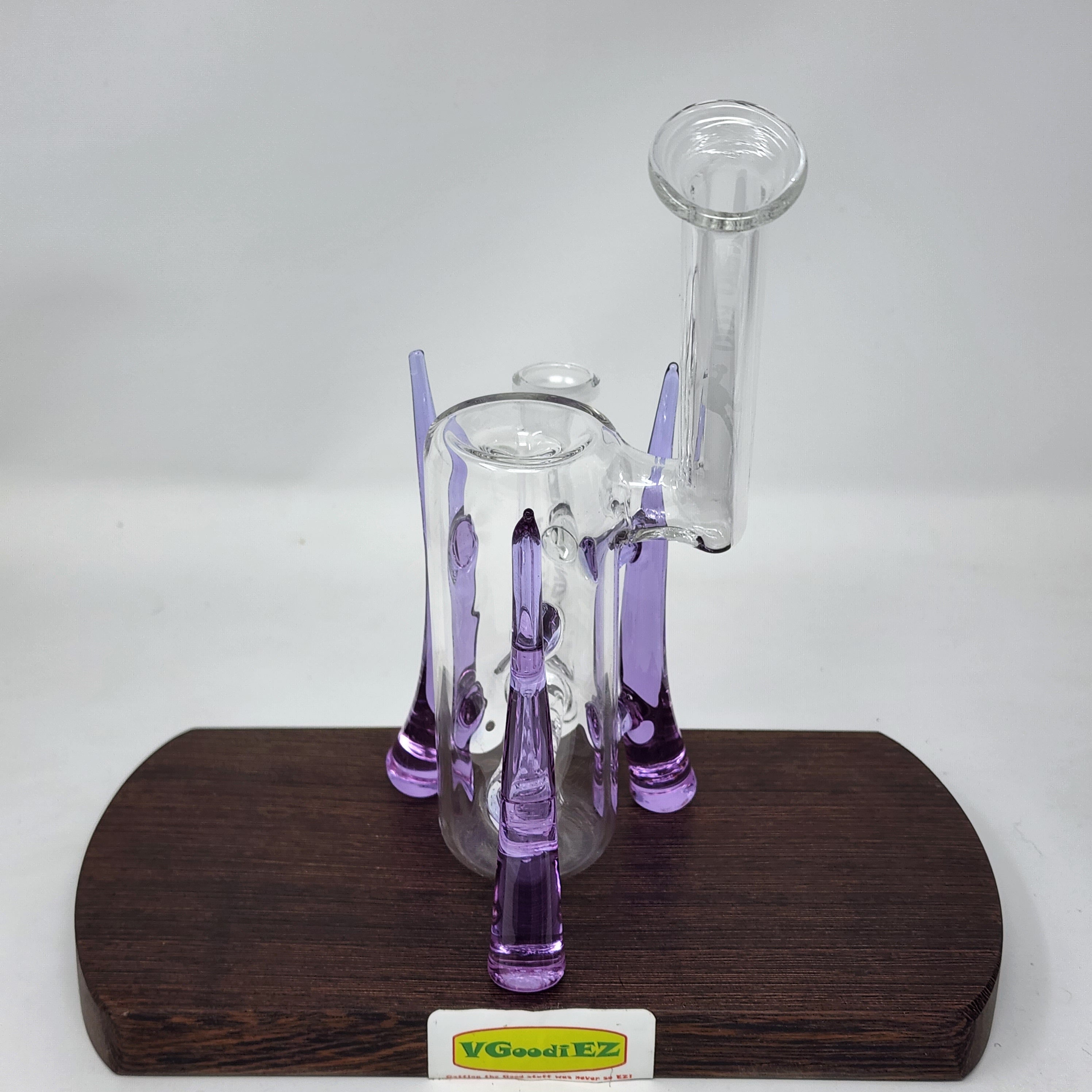This inline Rig by Goo Roo Glass is set up with triple horns. 14 mm female joint. Made in the USA!!!



** This product is individually handmade by the same or different glass blower and there may be a variation in size of product. There could also be a variation in the logo size, placement, and color…