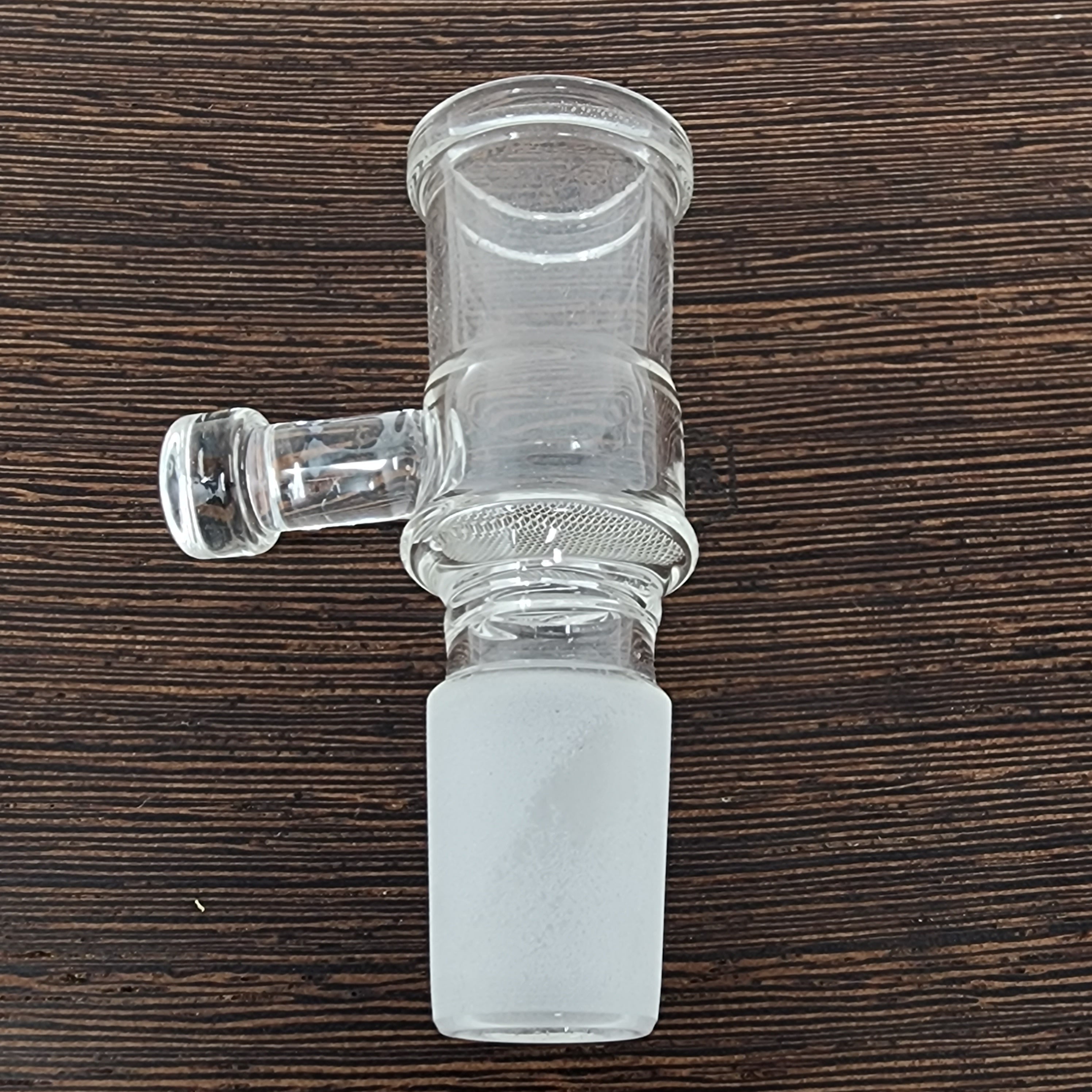 Made specifically for 19mm input injector style vapes! These V2 Injector Chambers (Rod instead of tab handle + glass and screen deck options) work with all injector style ball units on the market including the DC Elev8R, TiTi, Pinky, B0, B1, B2, F16 Lethal Injector, Hot Rod, Terp Torch, Freight Train, Qaromashop (some have reported fitment issues with the Taroma lite but the others seem to work) and others.