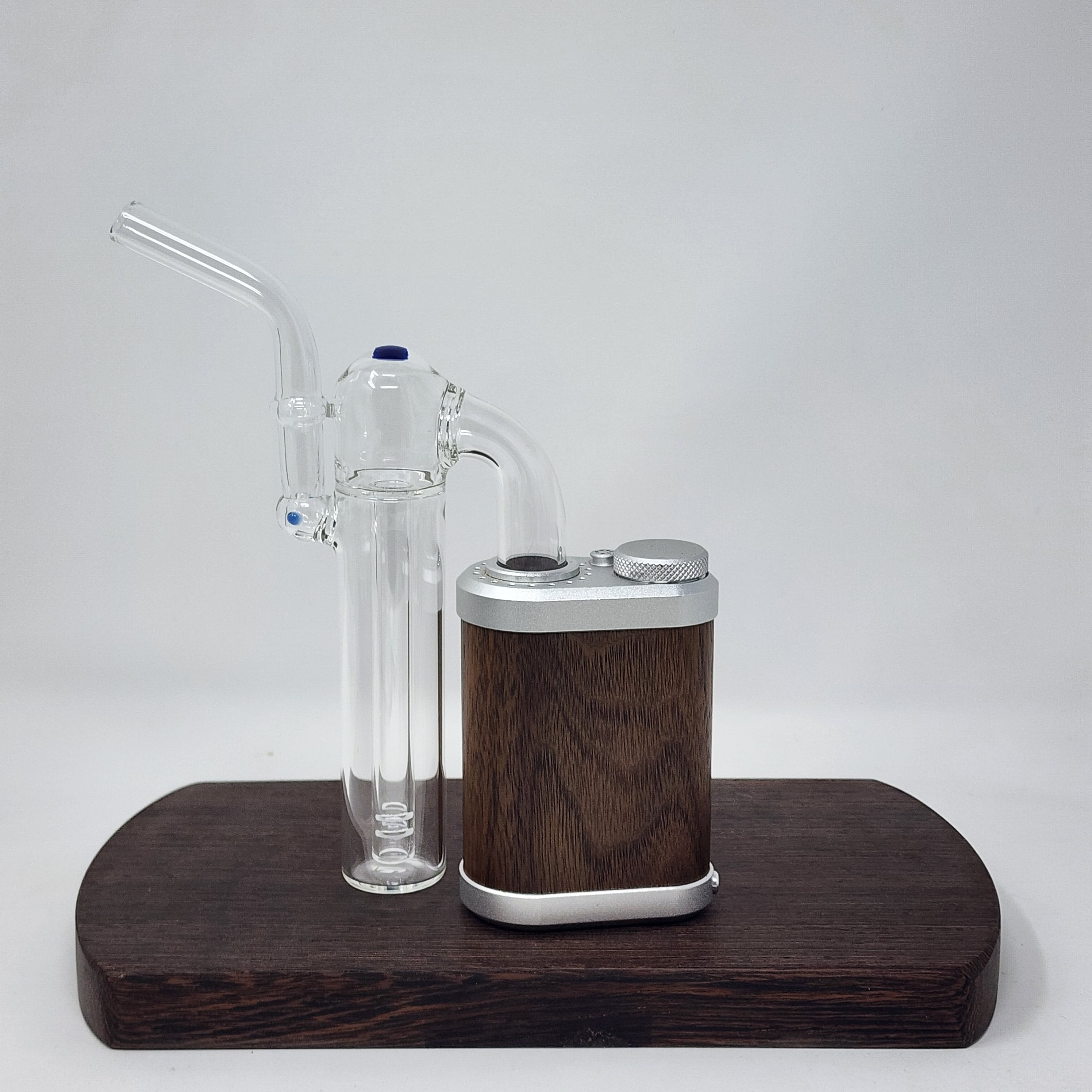 XL Sidecar Bubbler by Tinymight.mHas built in glass screen.

Also compatible with the Tinymight 2 as all the accessories are compatible for those units!